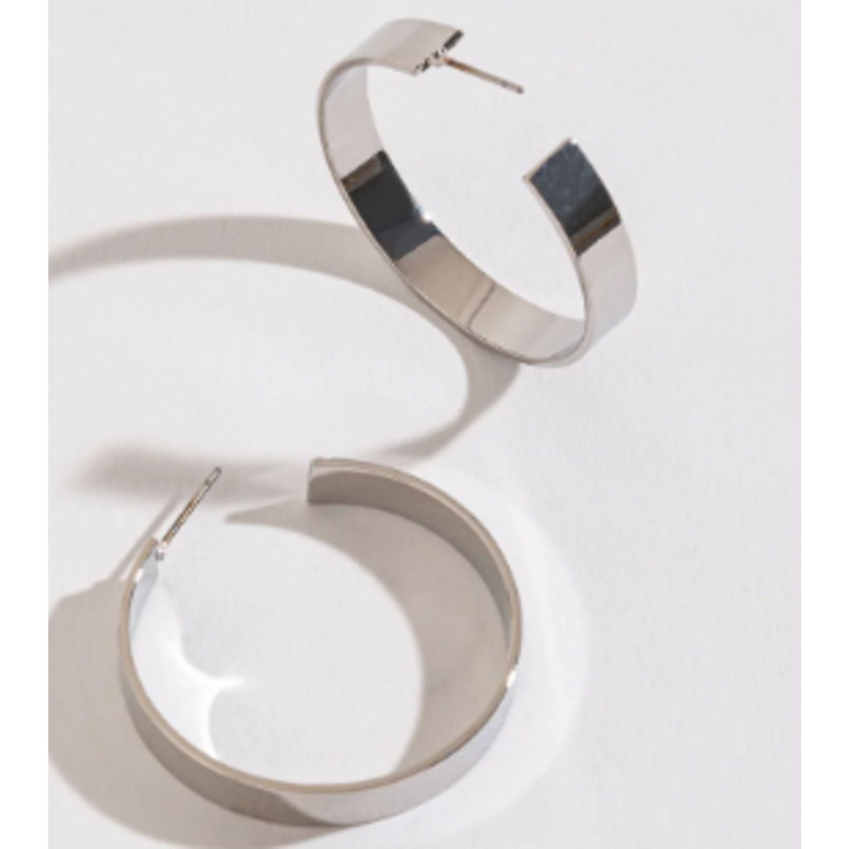 Howards Howard’s Large Flat Hoop Earrings Silver