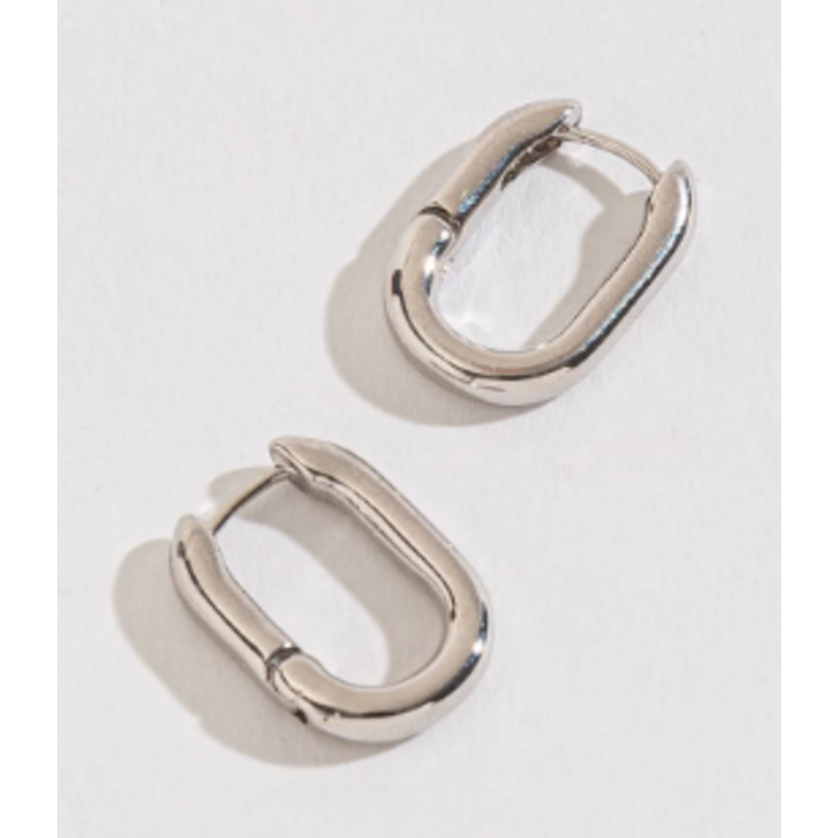 Howards Howard’s Medium Link Huggie Hoop Earrings Silver