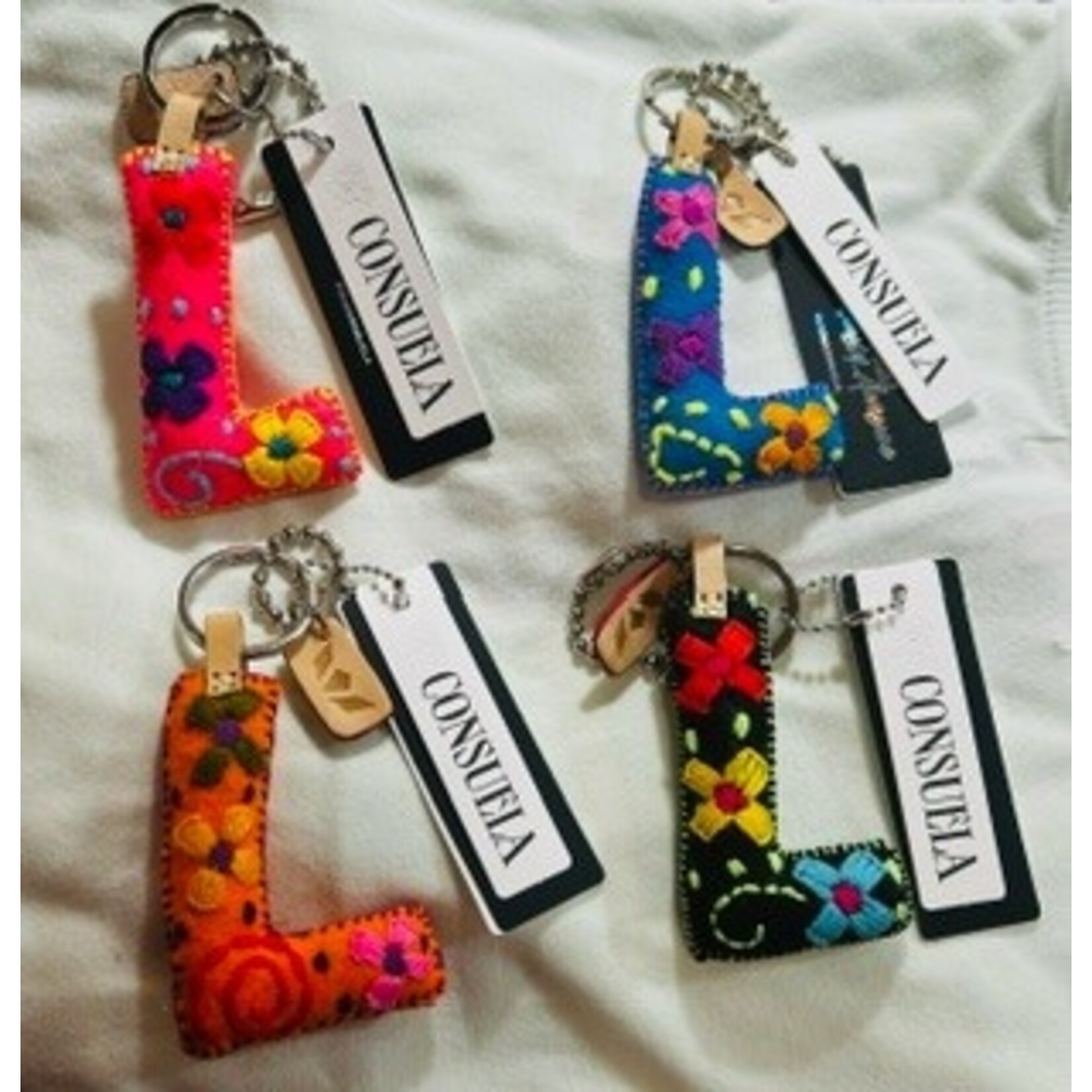 Consuela Consuela Felt Charm "L"