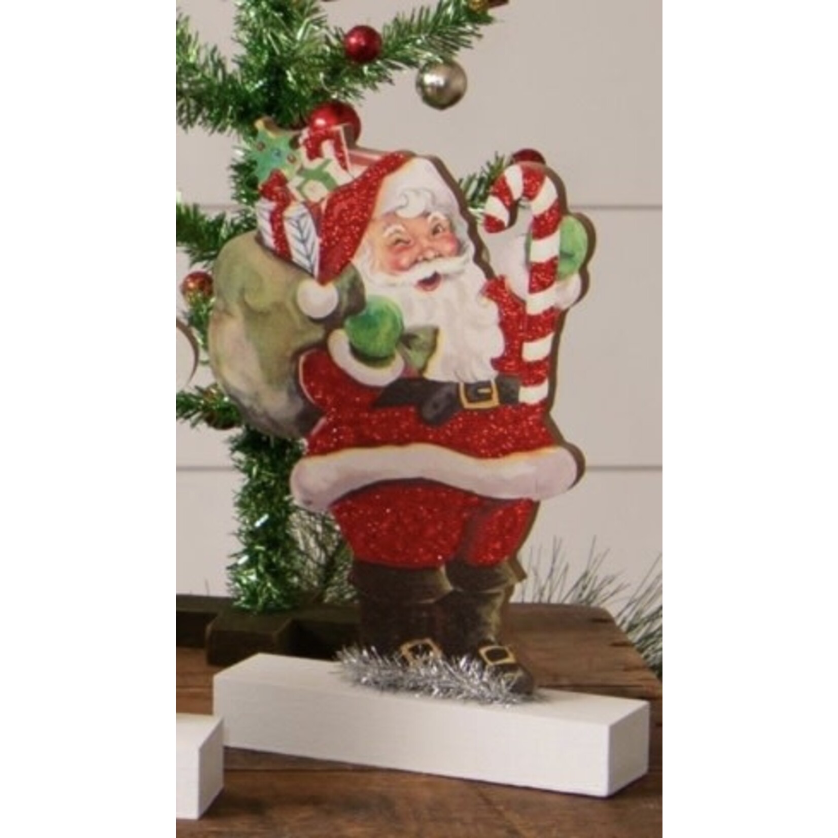 Audrey’s Vintage Santa Cutout Style 1