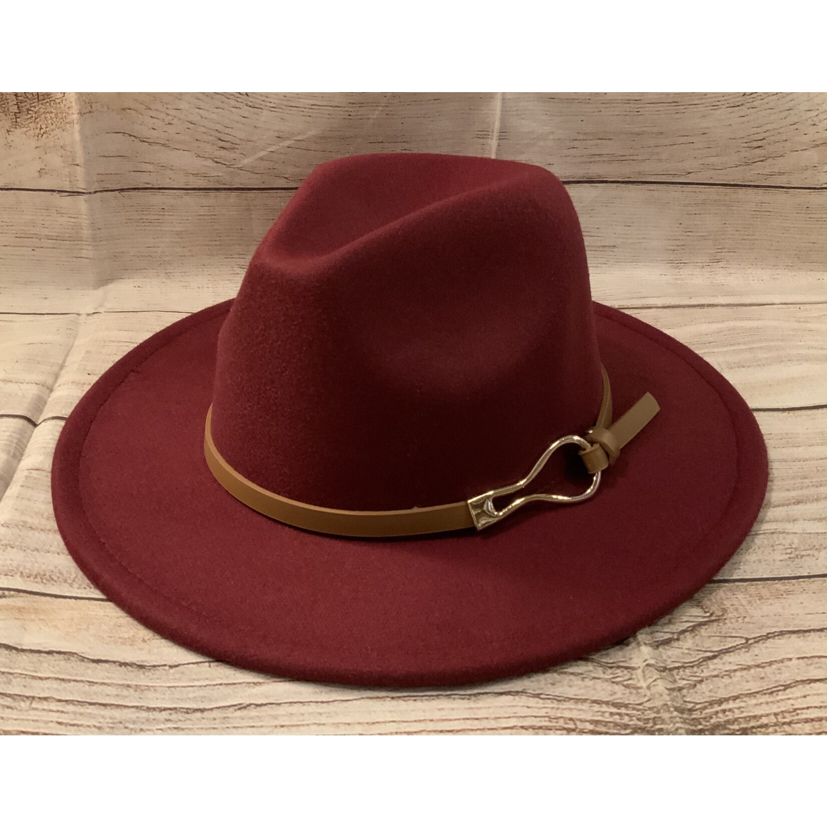 Jen & Co Jen & Co Leanna Metal Buckle Fedora Maroon 2662