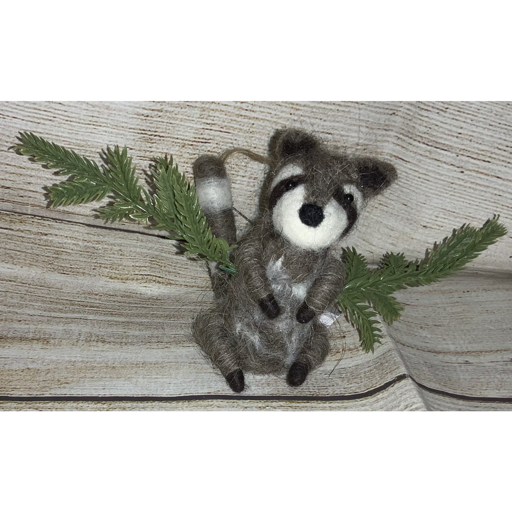 Ganz Ganz Woodland Felt Raccoon Ornament