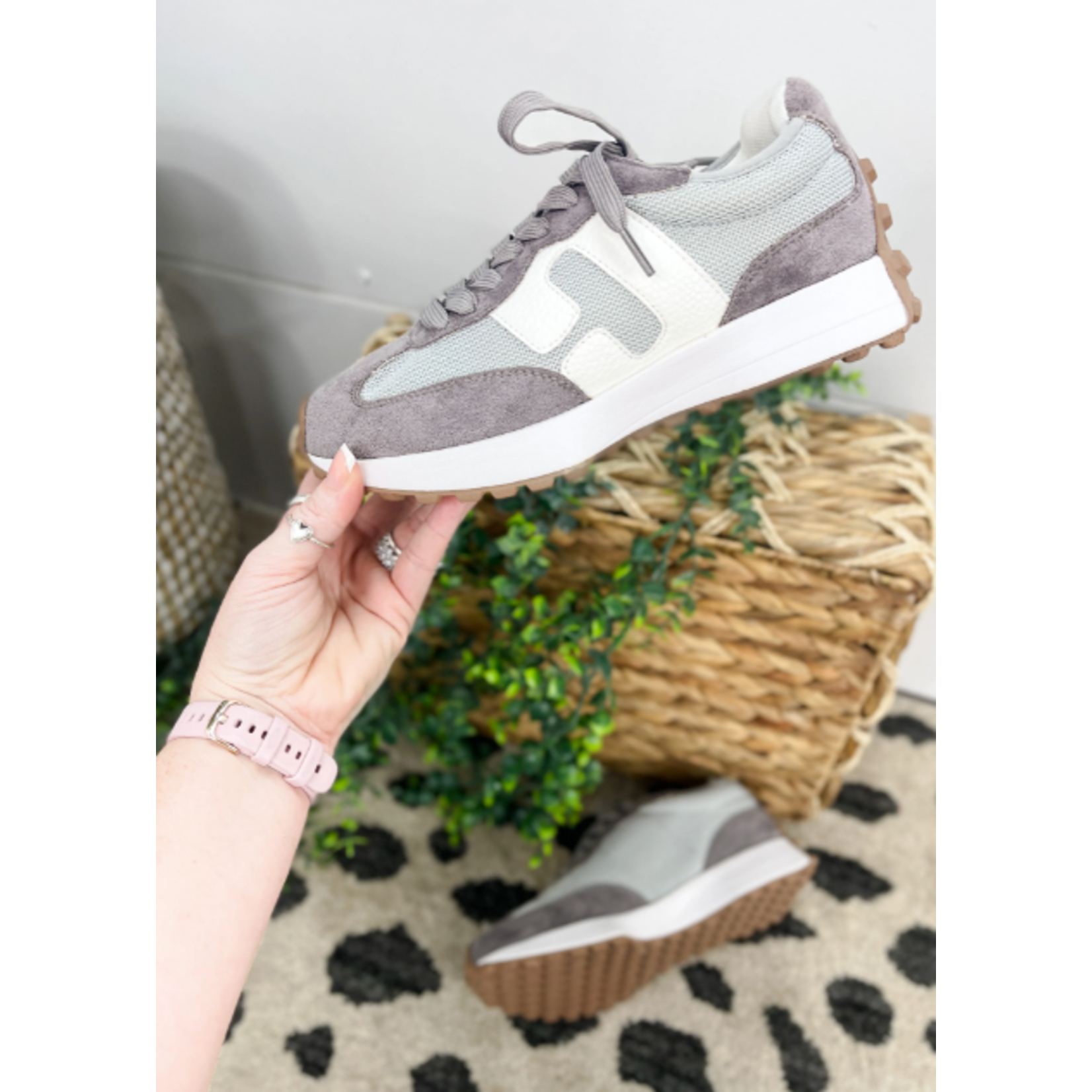 Corkys Corky's Your Welcome Sneaker Light Grey