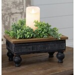 Audrey’s Audrey’s Footed Riser w/Metal Edge Small