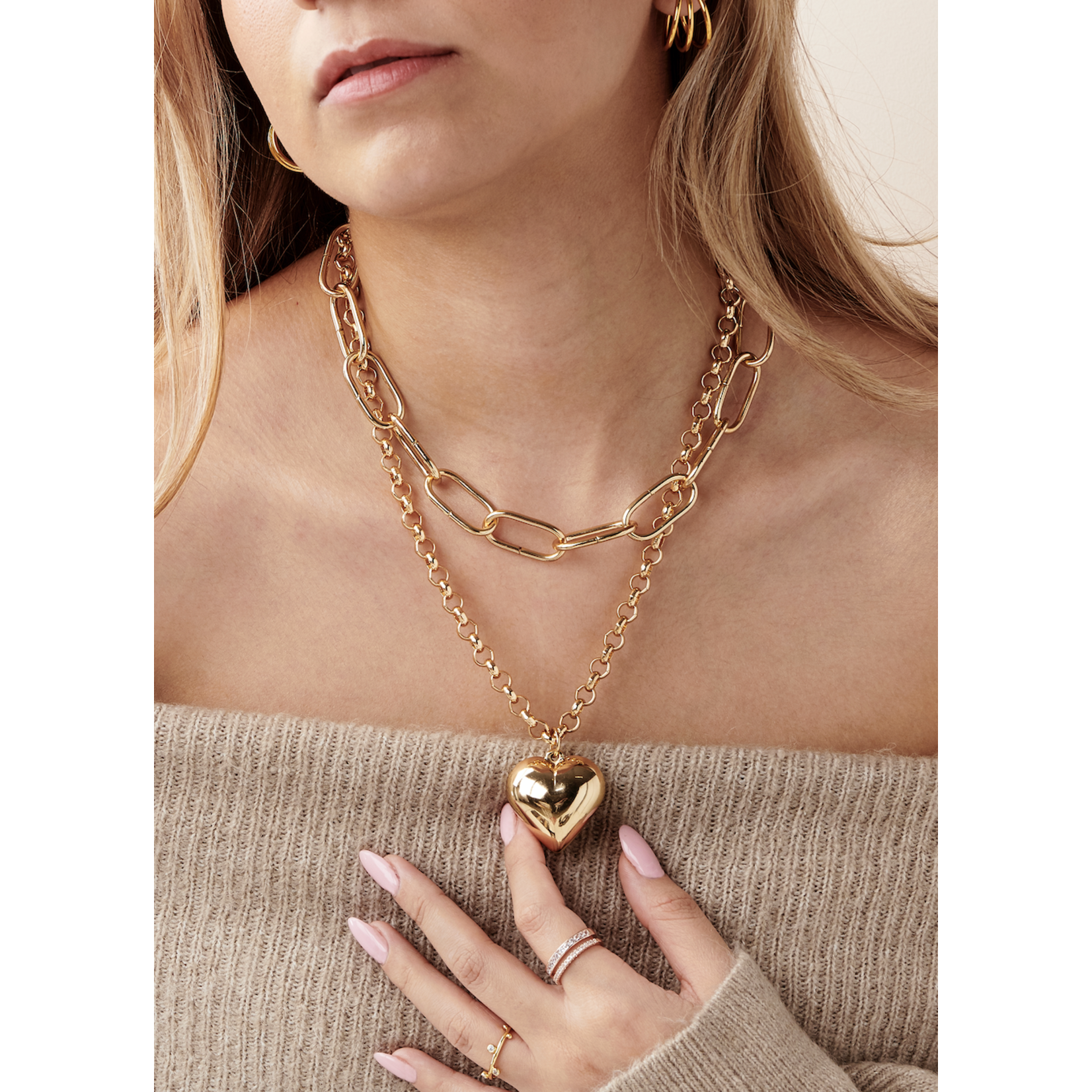 Charlie Paige Medusa Necklace w/Heart Pendant Silver