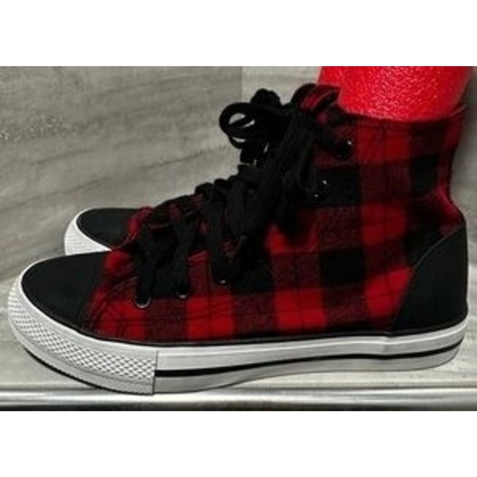 Charlie Paige Charlie Paige Cabin Stripe Plaid Sneakers