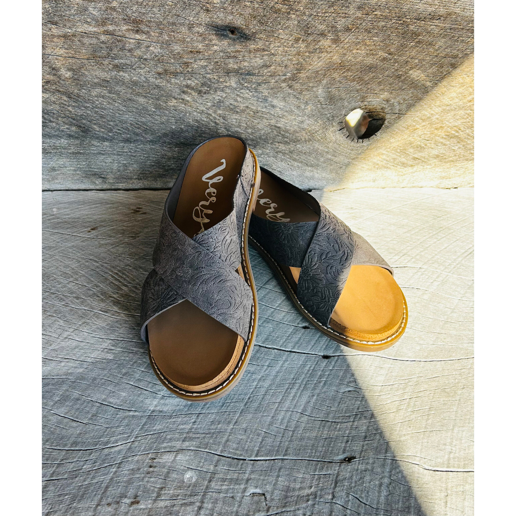 Very G Very G Tawney Sandal Charcoal