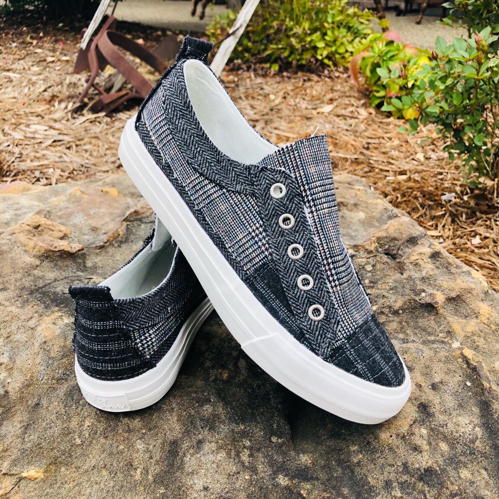 Gypsy Jazz Gypsy Jazz Mix Slip On Sneakers