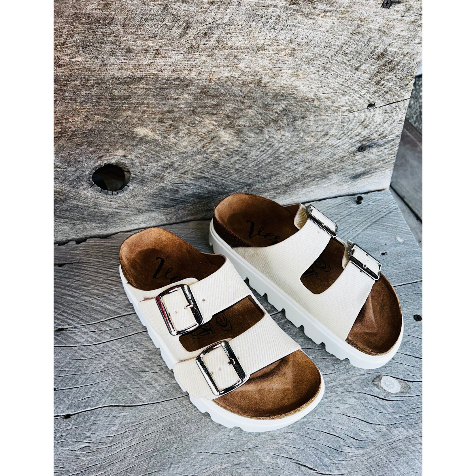 Very G Very G Jazmin Platform Sandal Cream