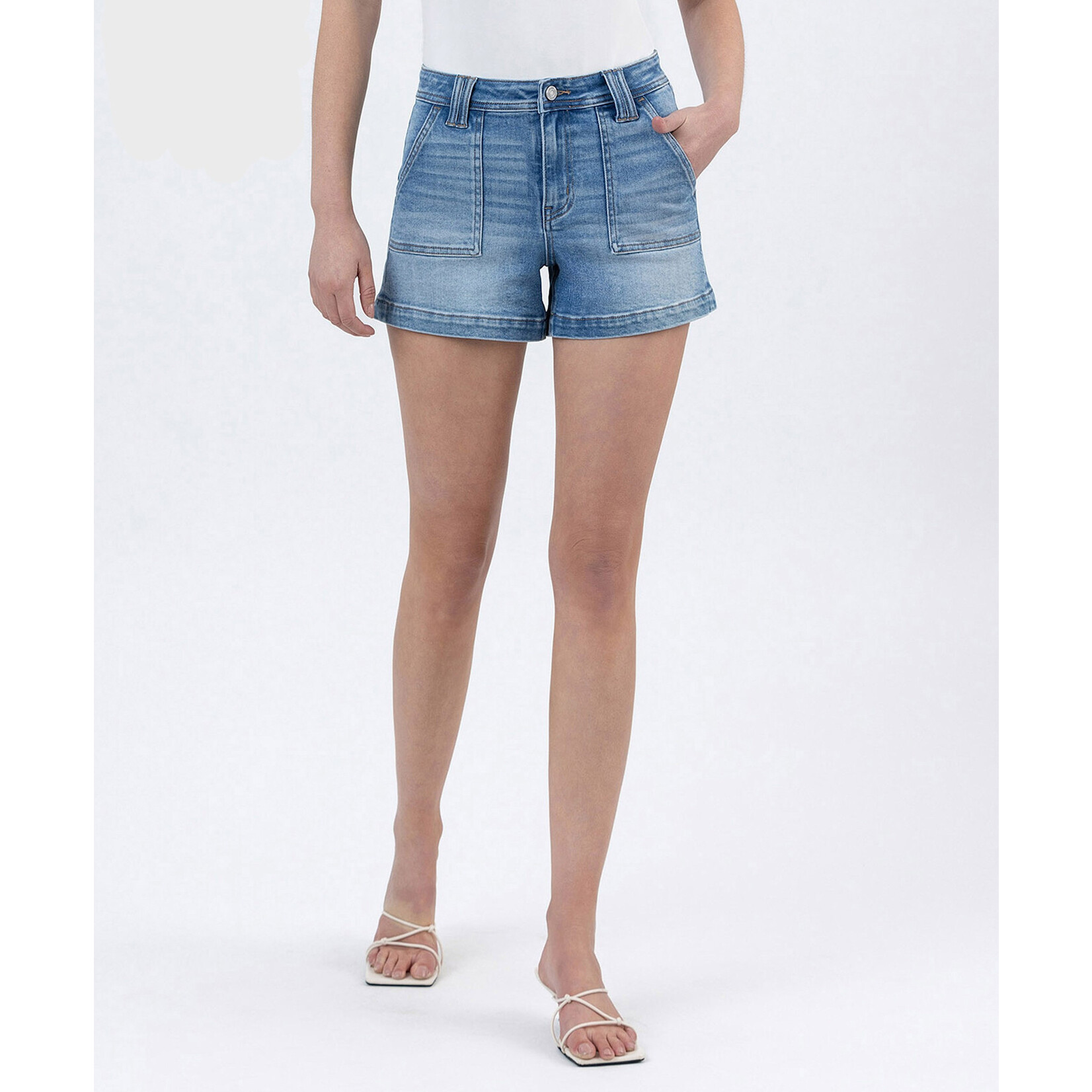 Vervet Vervet Rebecca High Rise Patch Pocket Shorts T6447