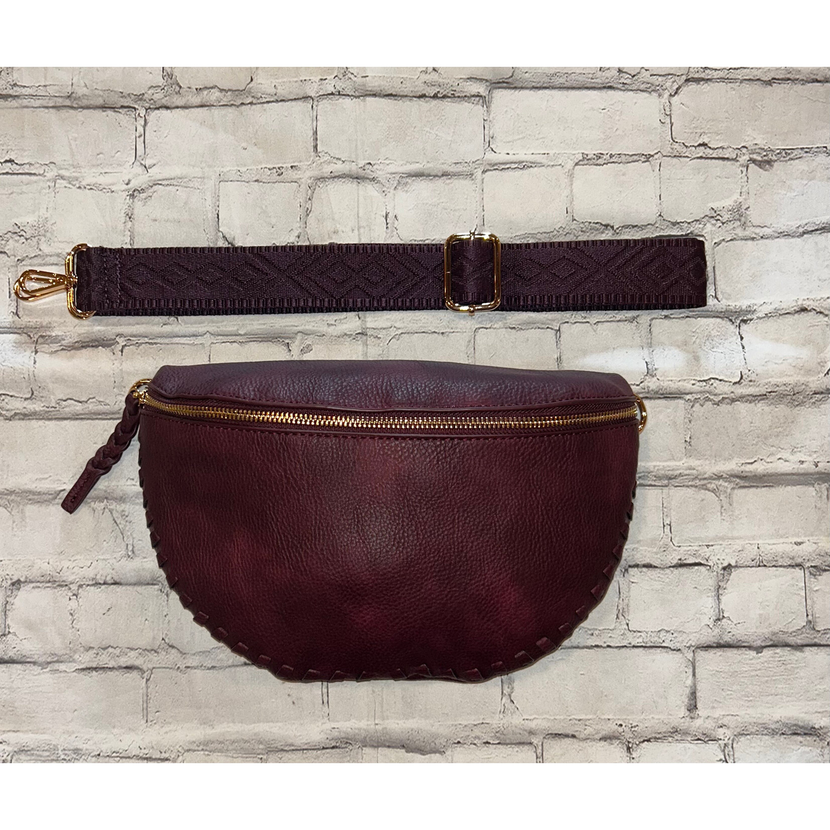 Jen & Co Jen & Co Janae Whipstitch Crossbody Cherry Lacquer M2684