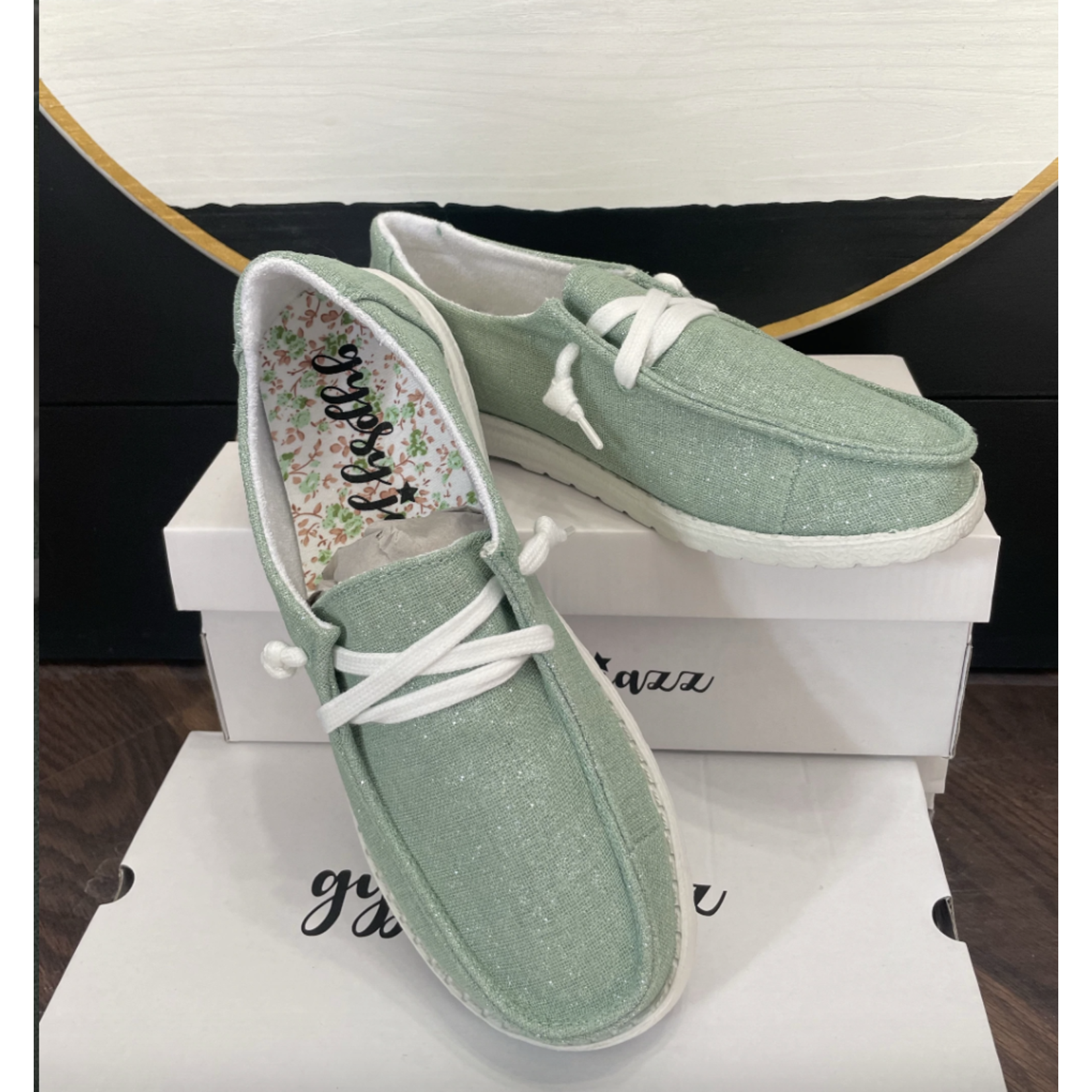 Gypsy Jazz Gypsy Jazz Holly Shine Slip On in Mint Size 8.5