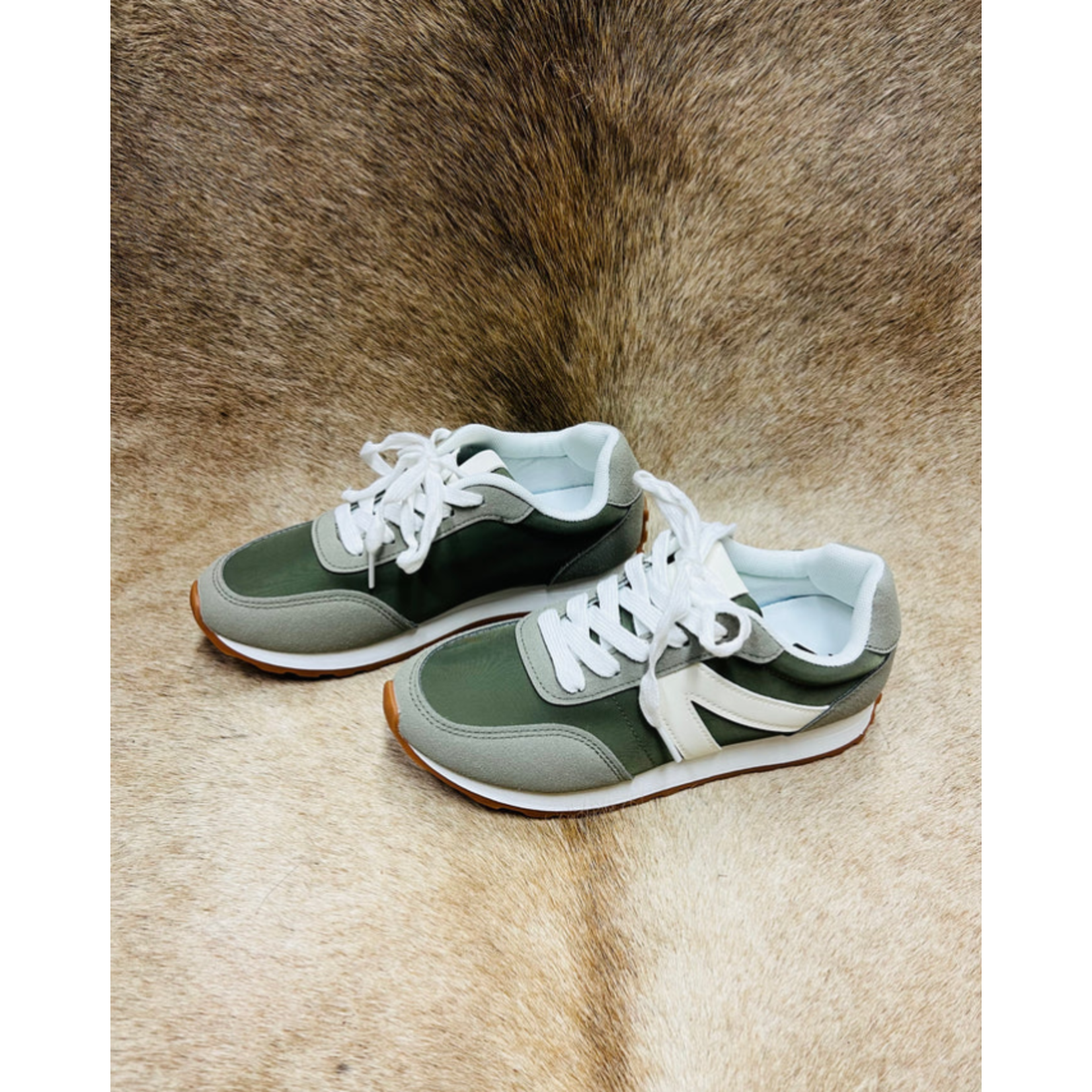 Very G Very G Joel Lace Up Sneakers Olive