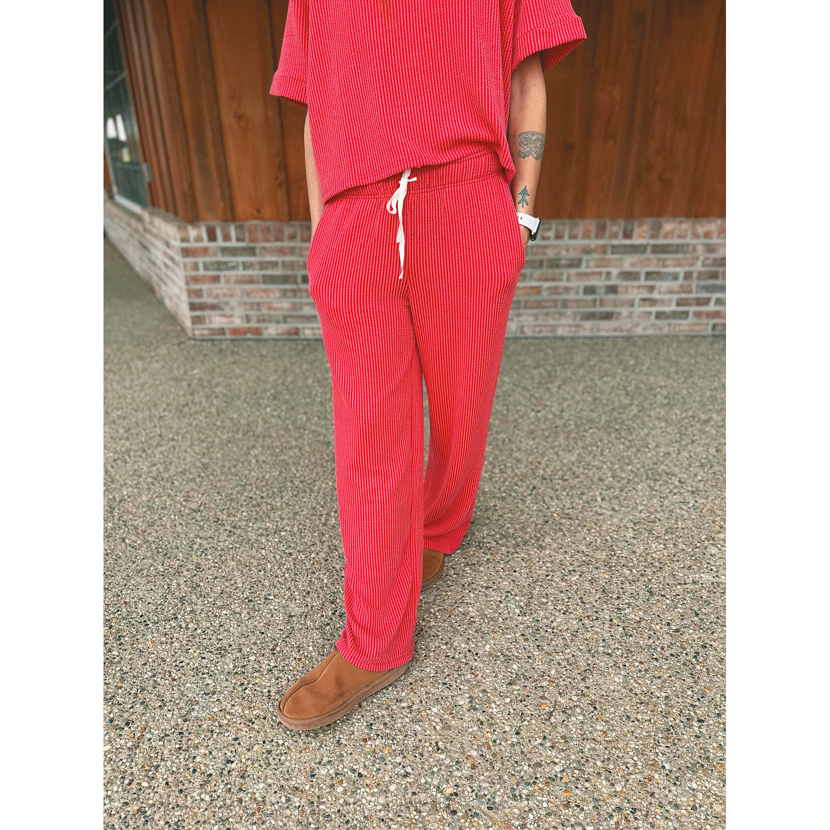 Zenana Zenana Ribbed Short Sleeve Tee & Pant Set Ruby