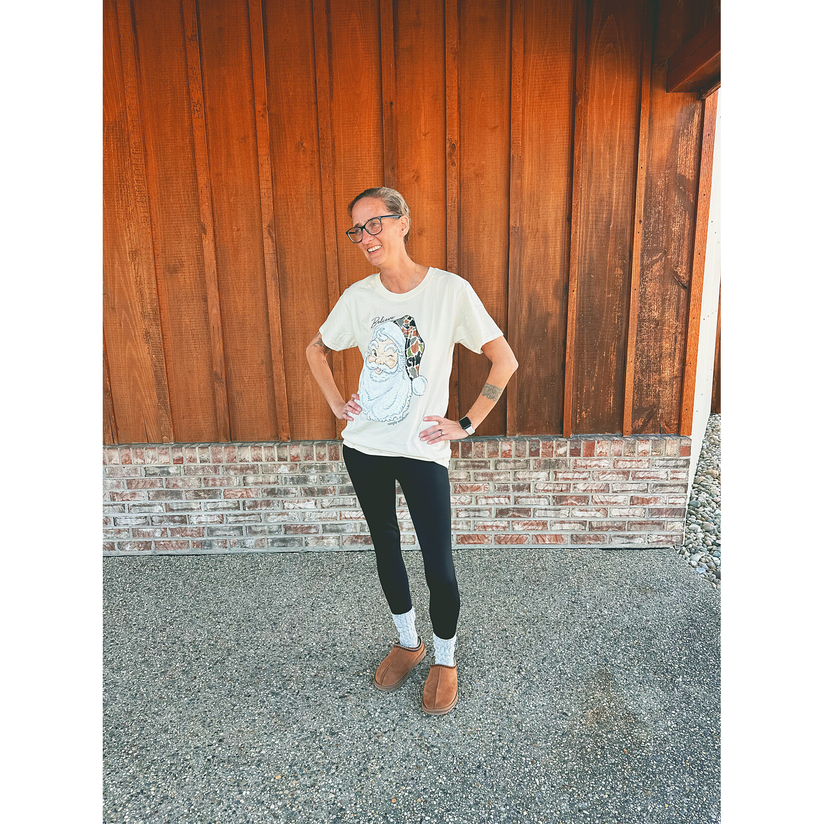 Simply Southern Simply Southern Short Sleeve Tee Camo Santa Wisp