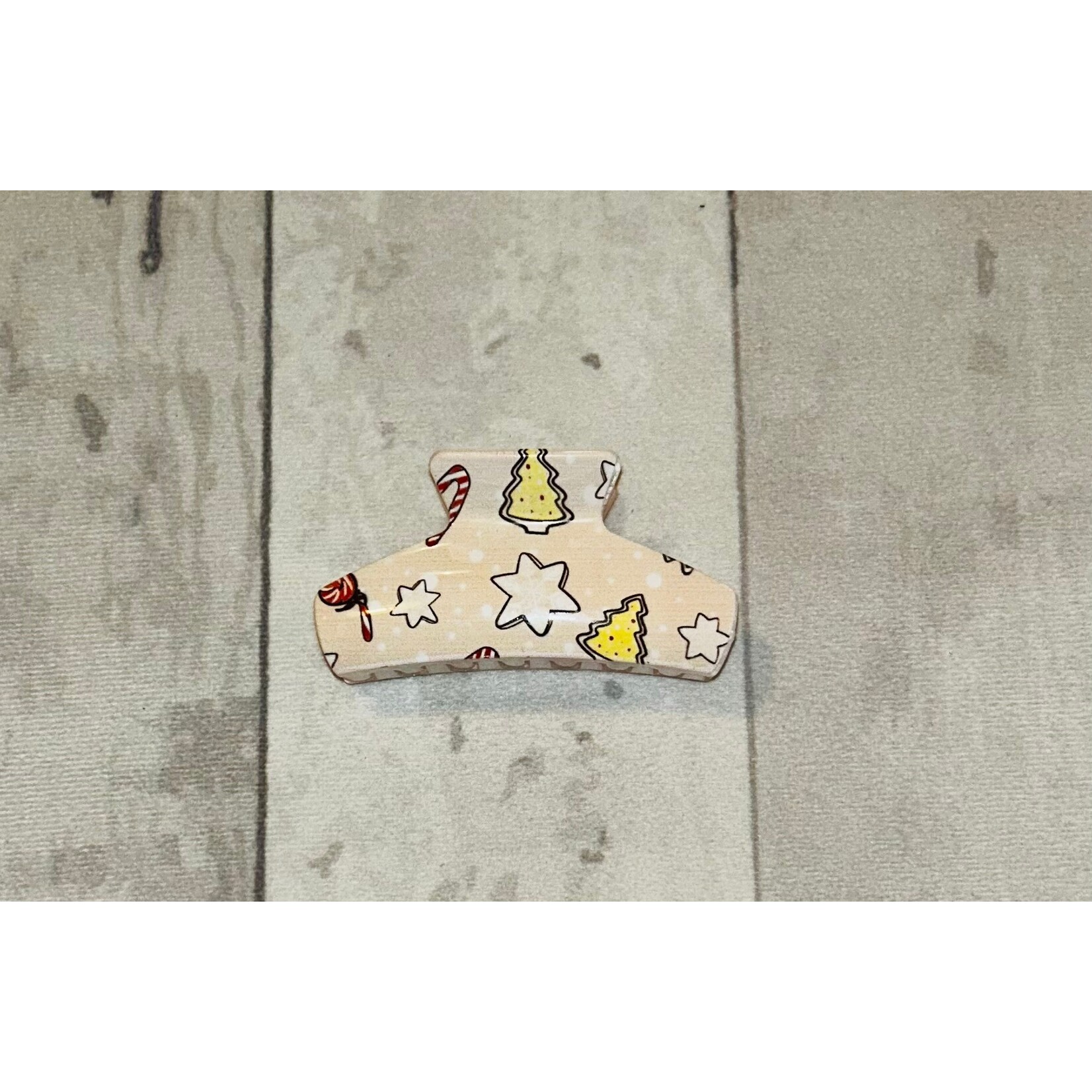 Love and Repeat Love and Repeat Christmas Themed Hair Clip Star