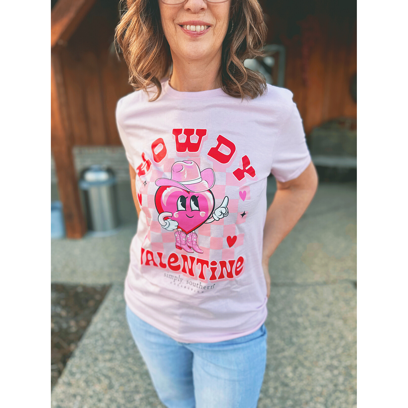 Simply Southern Simply Southern Shorth Sleeve Howdy Light Pink