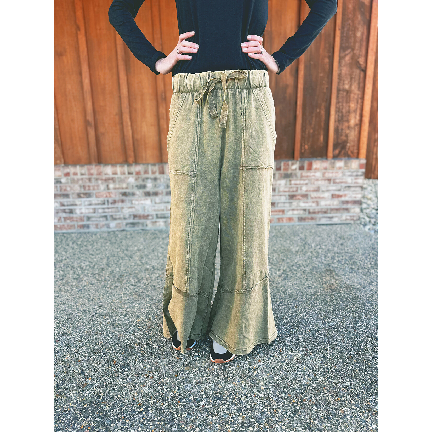 Zenana Zenana Exposed-Seam Flare Hem Pants with Pockets Dk Olive