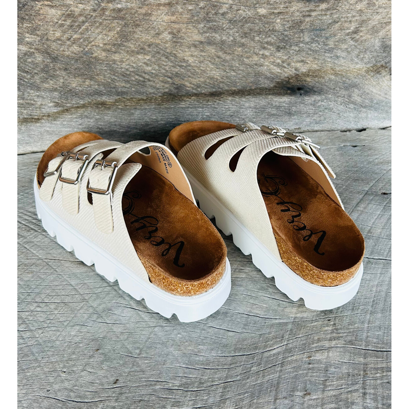 Very G Very G Plaza Platform Sandal Cream