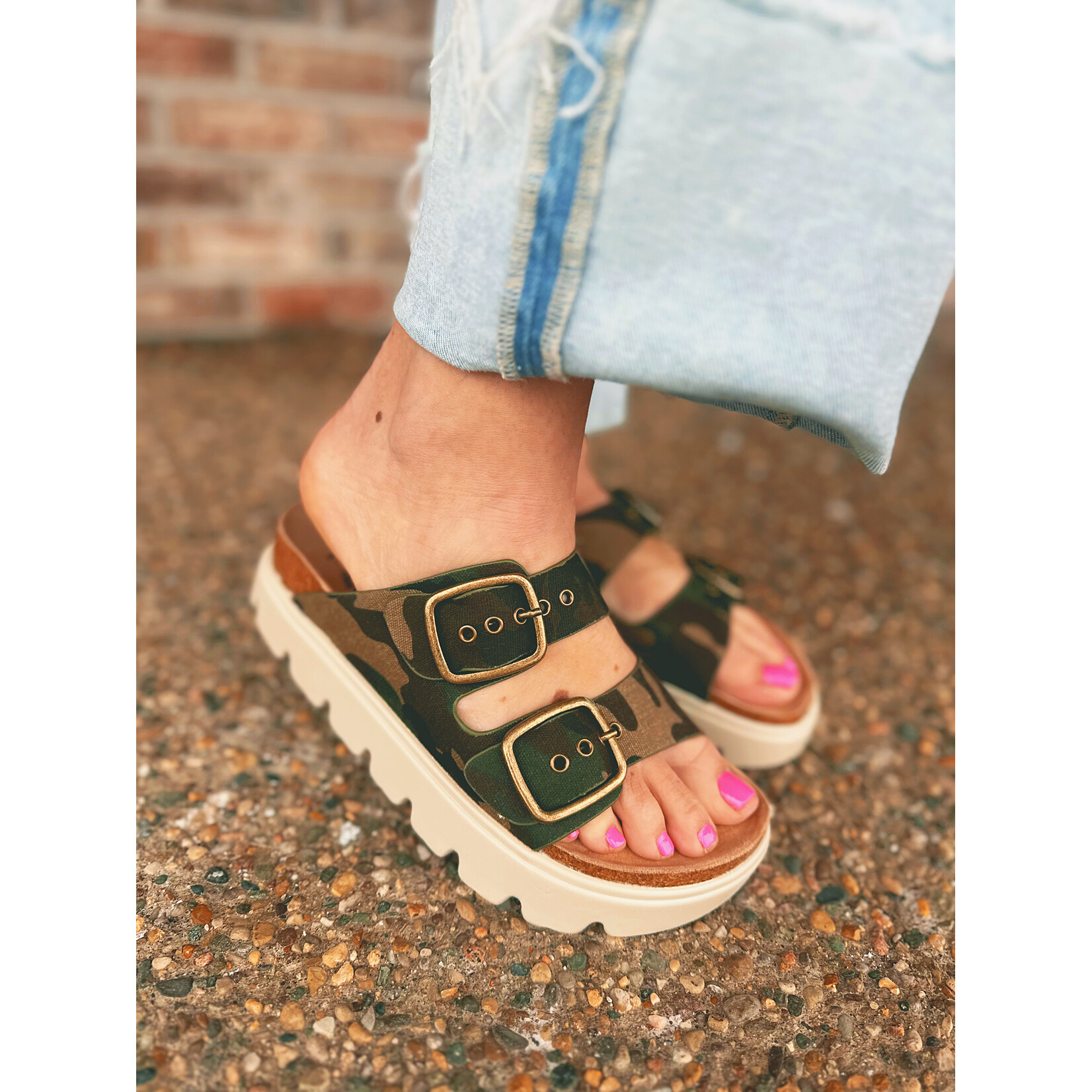 Corkys Corkys Rumor Has It Sandal Camo