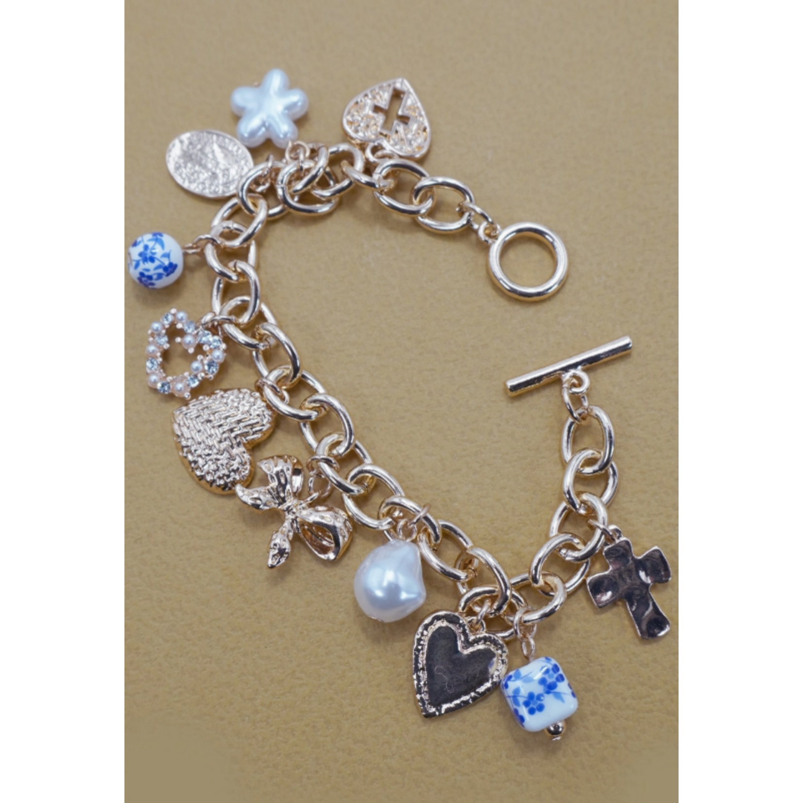 Josslyn Josslyn Ceramic Porcelain Heart Bow Pearl Charm Bracelet Gold
