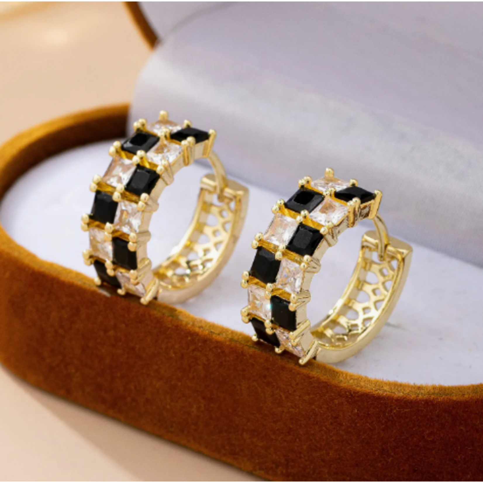 Josslyn Josslyn Checker Black & Crystal Baguette Hoop Earrings Gold