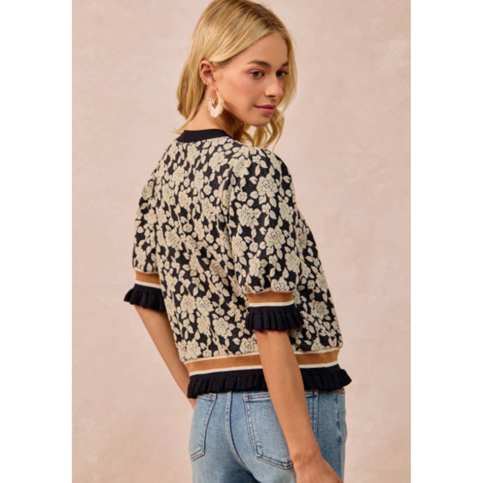 Bibi Clothing Bibi Textured Rose Knit Top Puff Sleeve Black