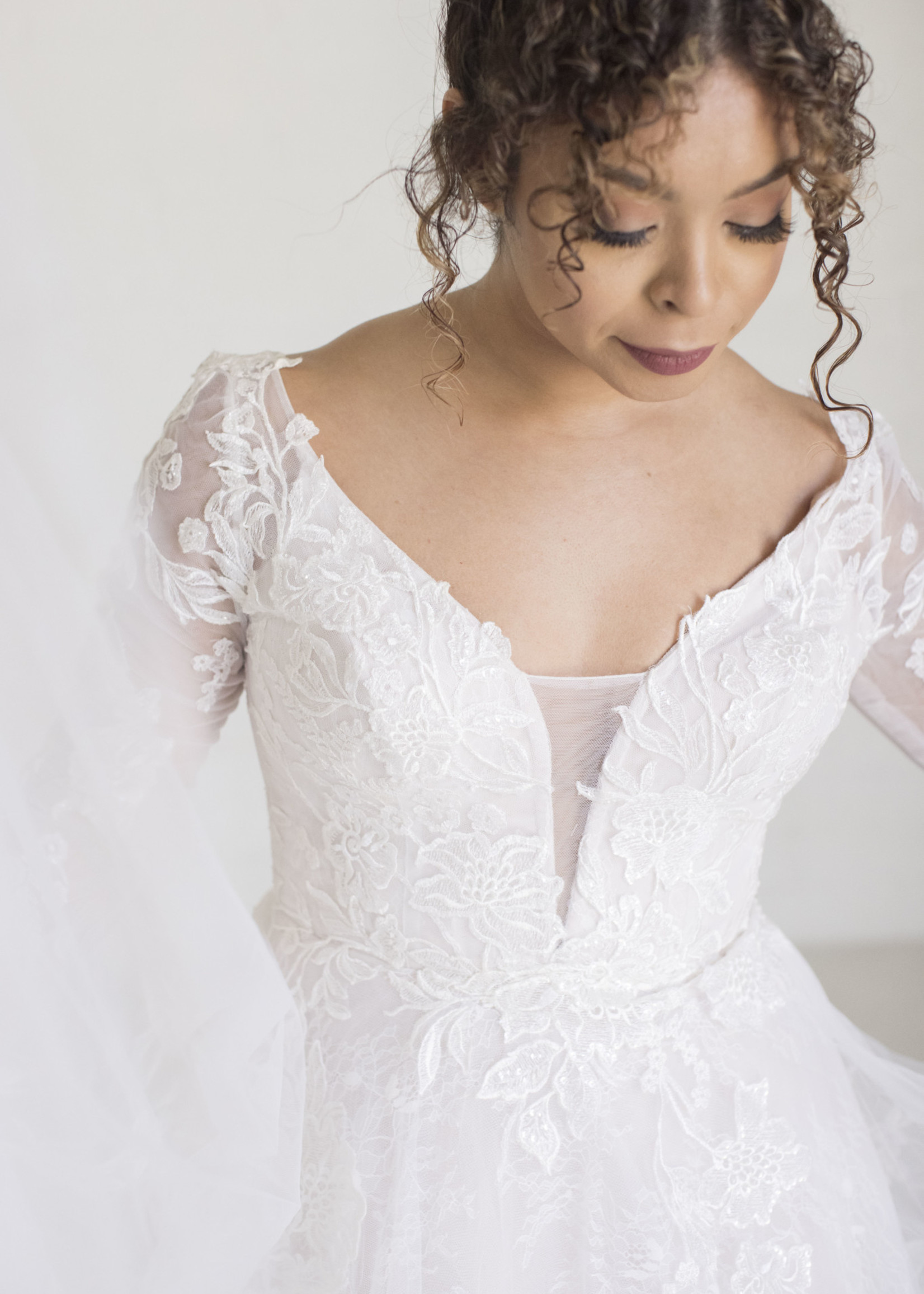 Everly Bridals Style 2001