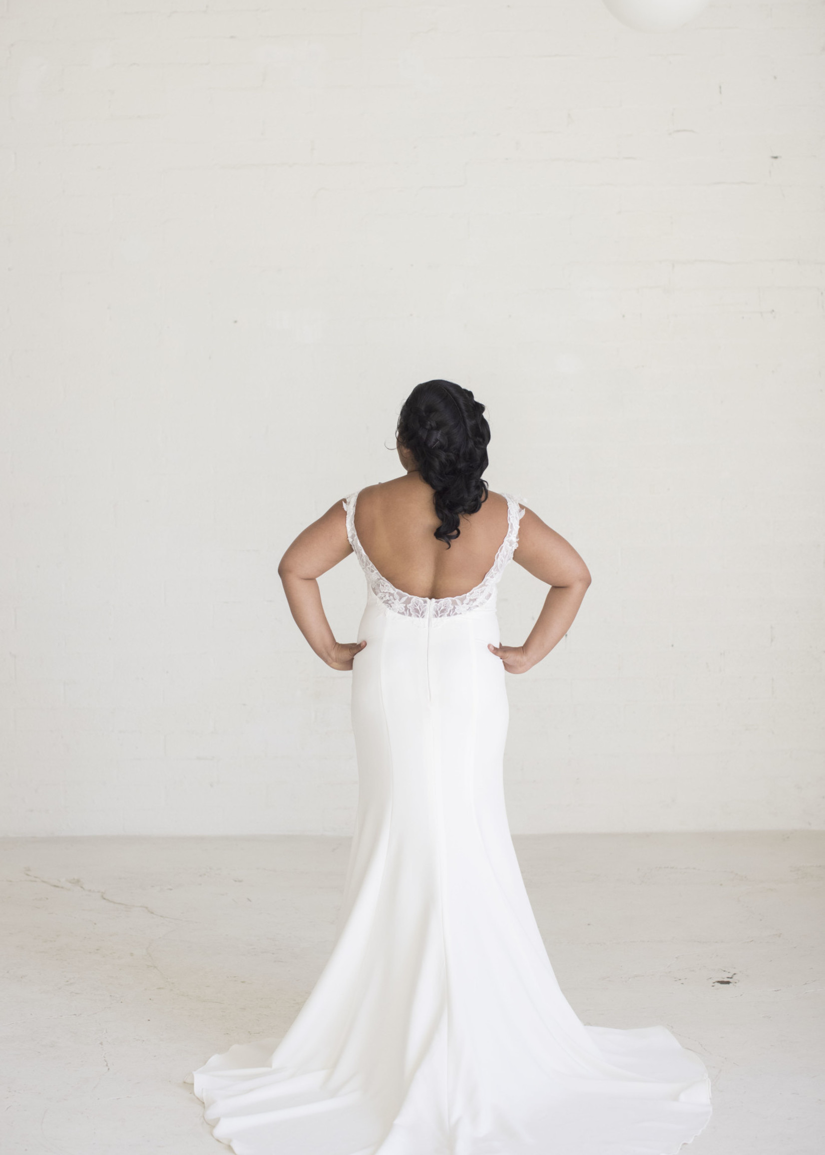 Everly Bridals Style 1907