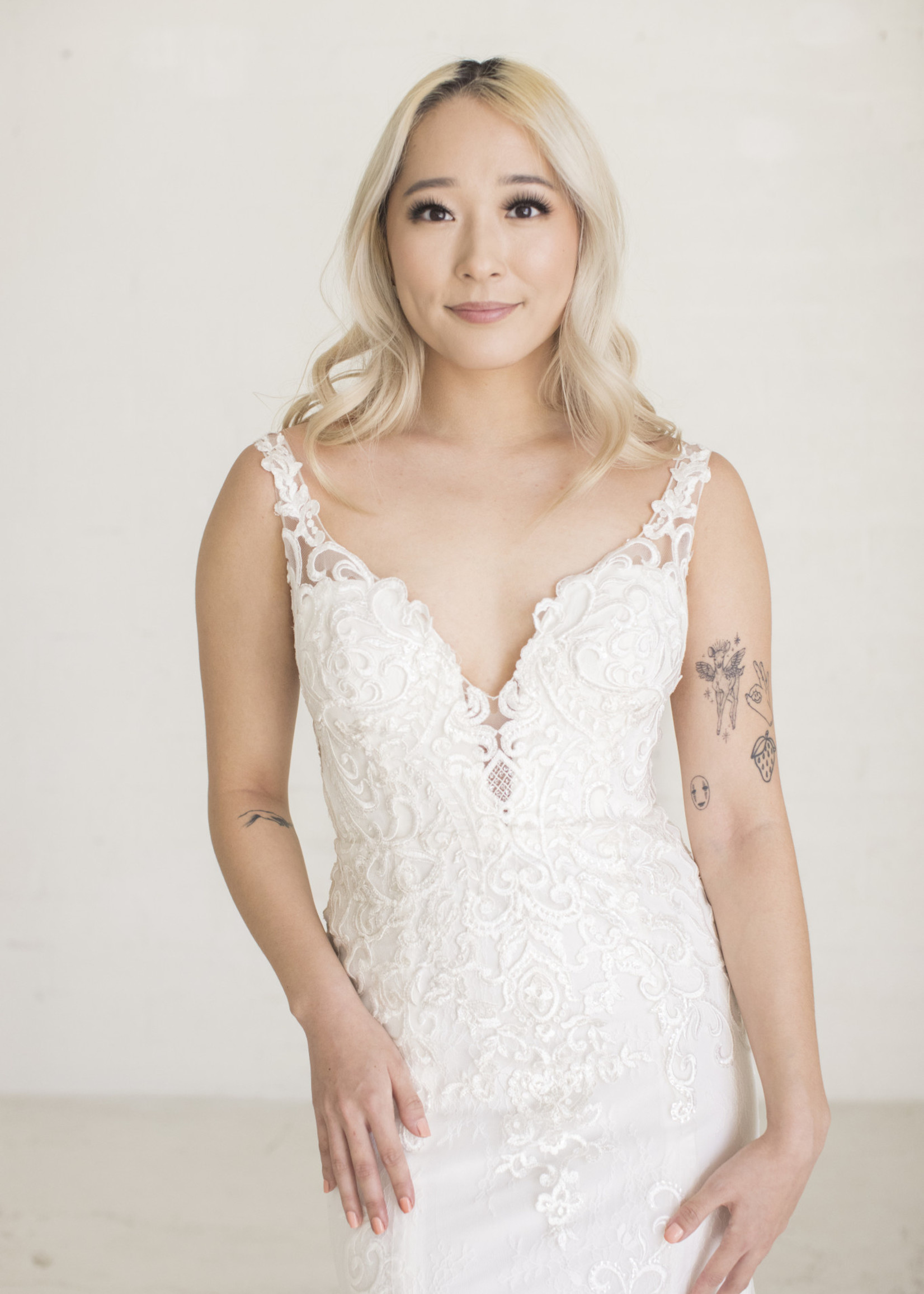 Everly Bridals Style 1902