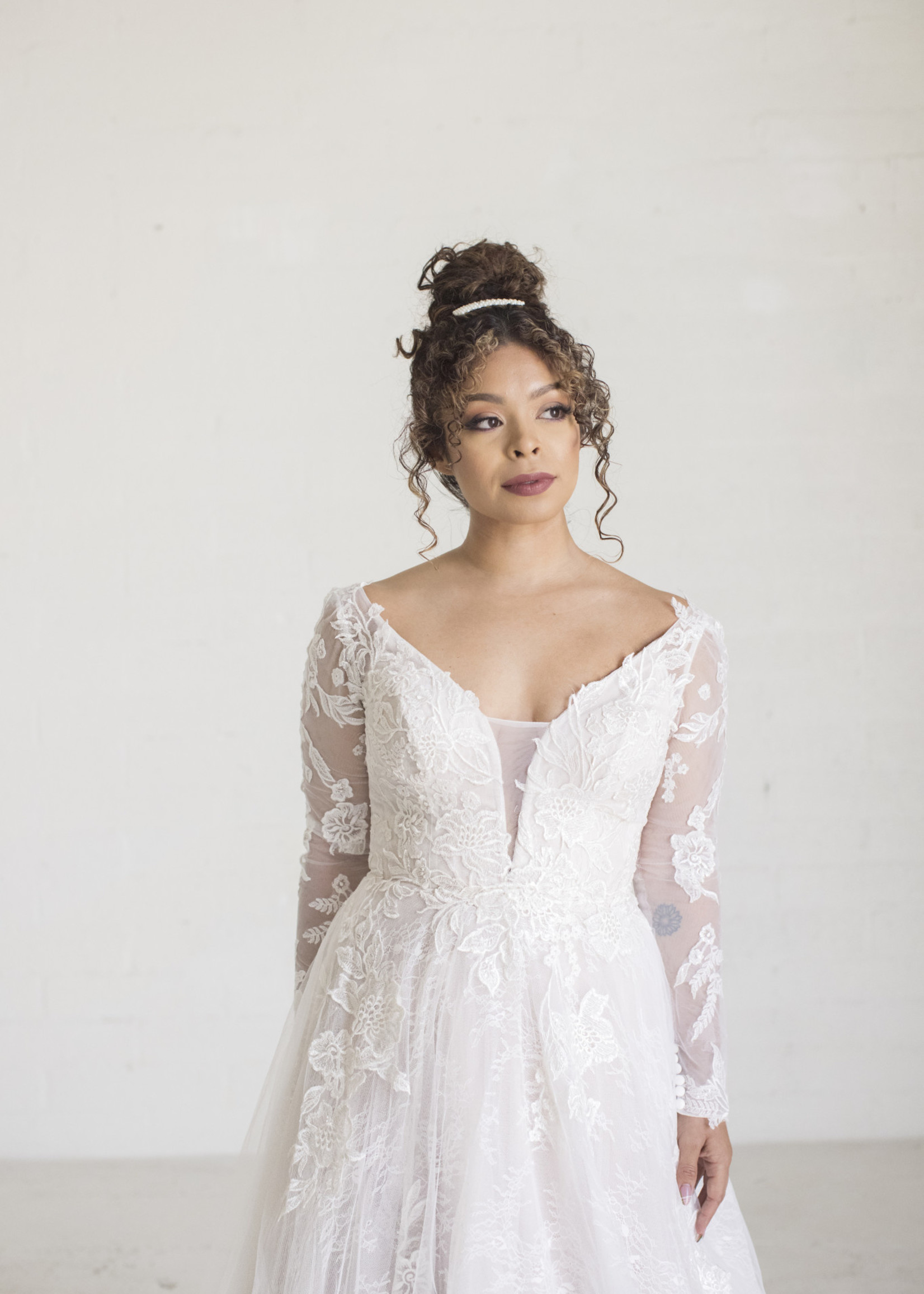 Everly Bridals Style 2001