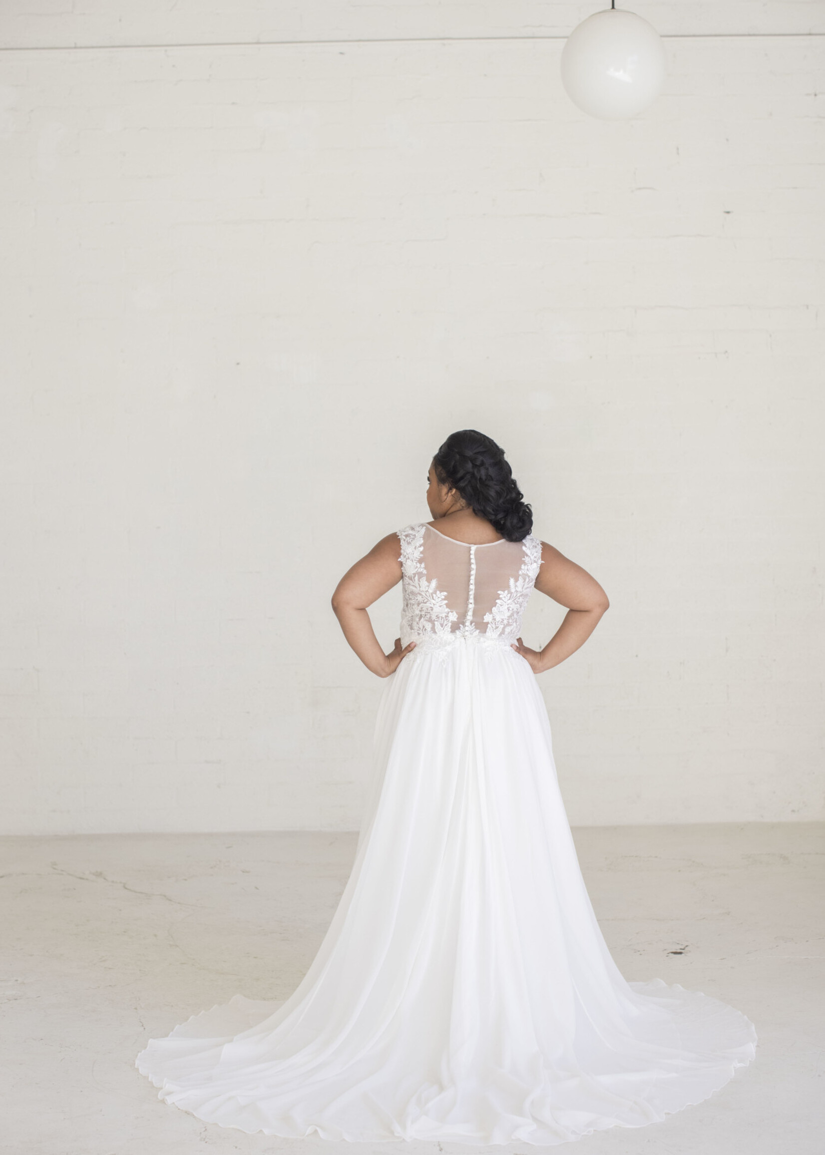 Everly Bridals Style 2002