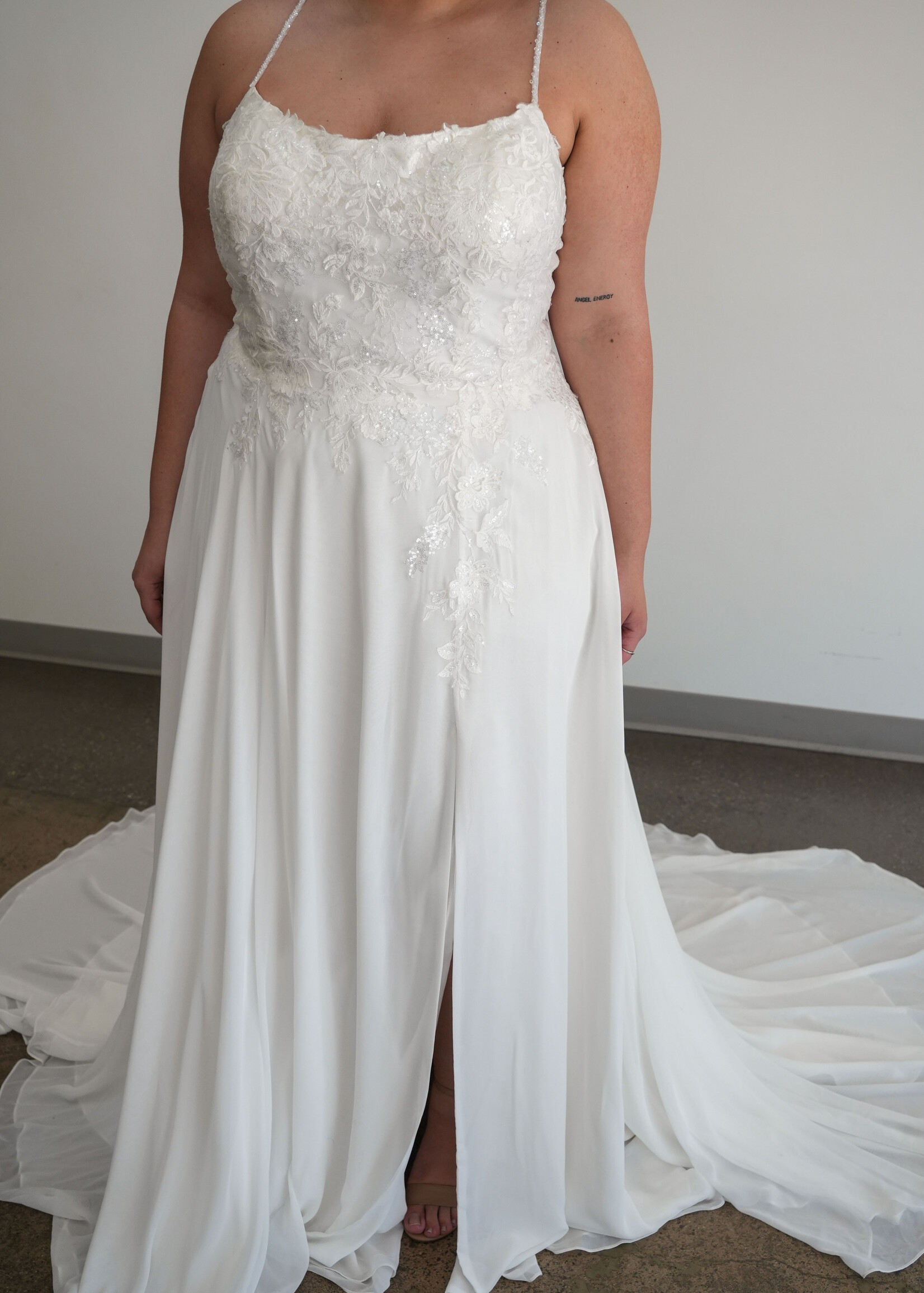 Everly Bridals Style 2433