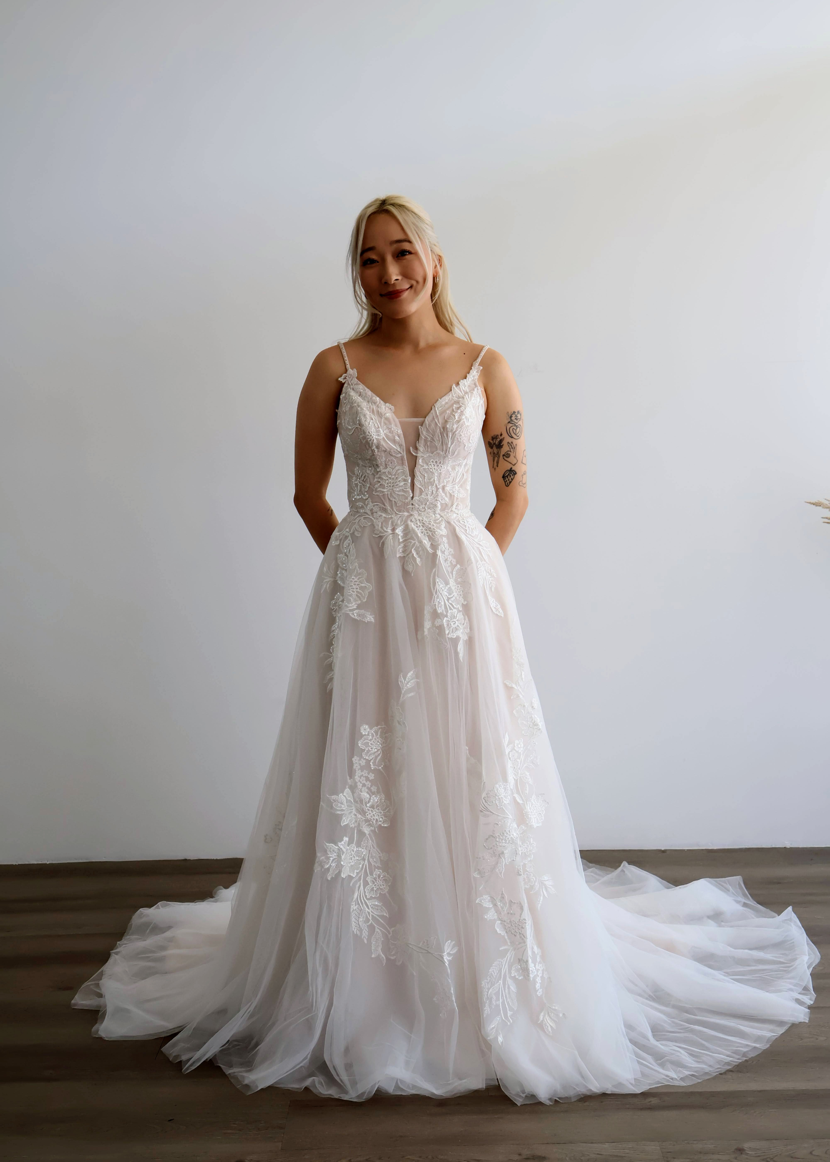 Everly Bridals Style 1901
