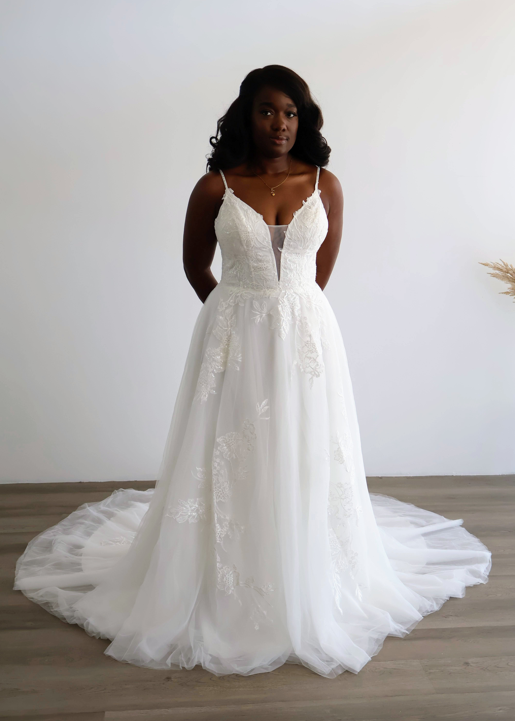 Everly Bridals Style 1901