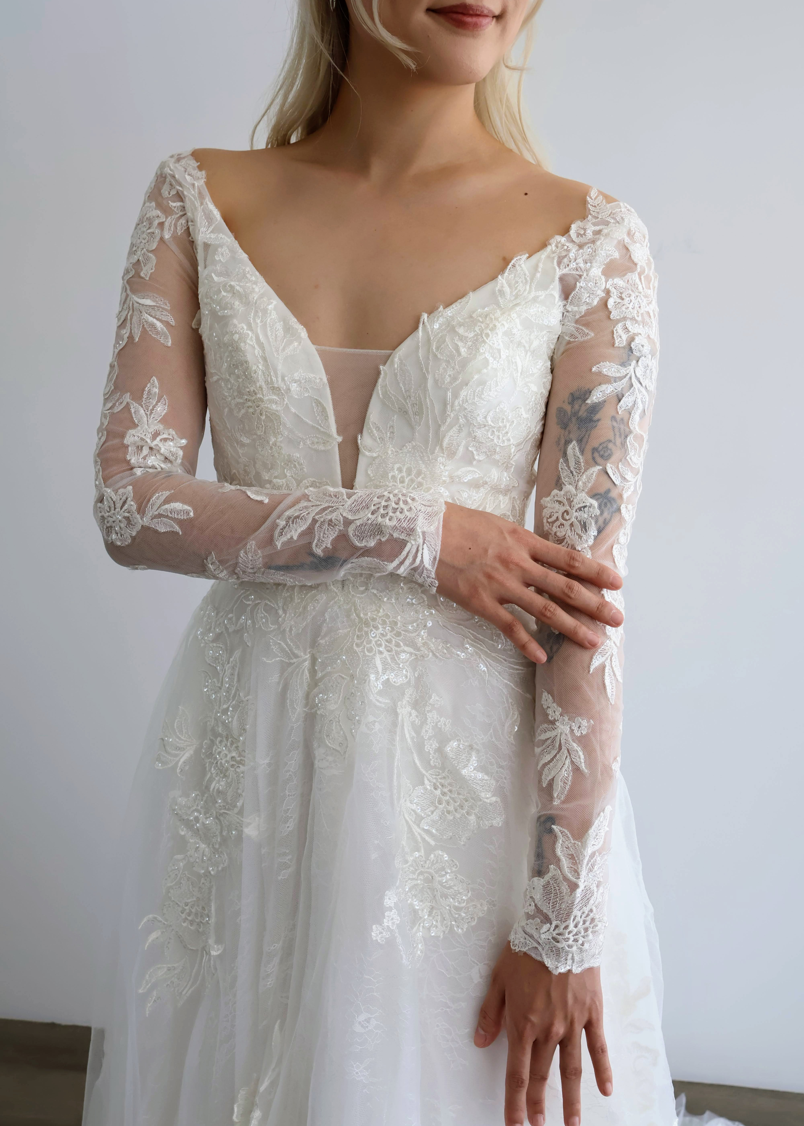 Everly Bridals Style 2001