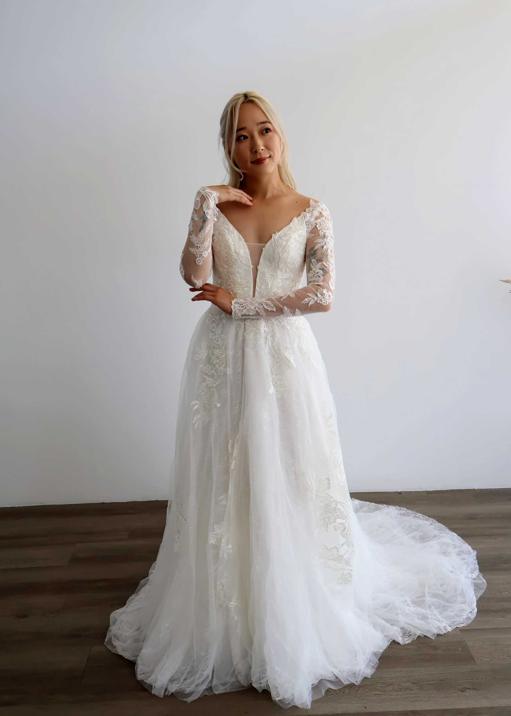 Everly Bridals Style 2001