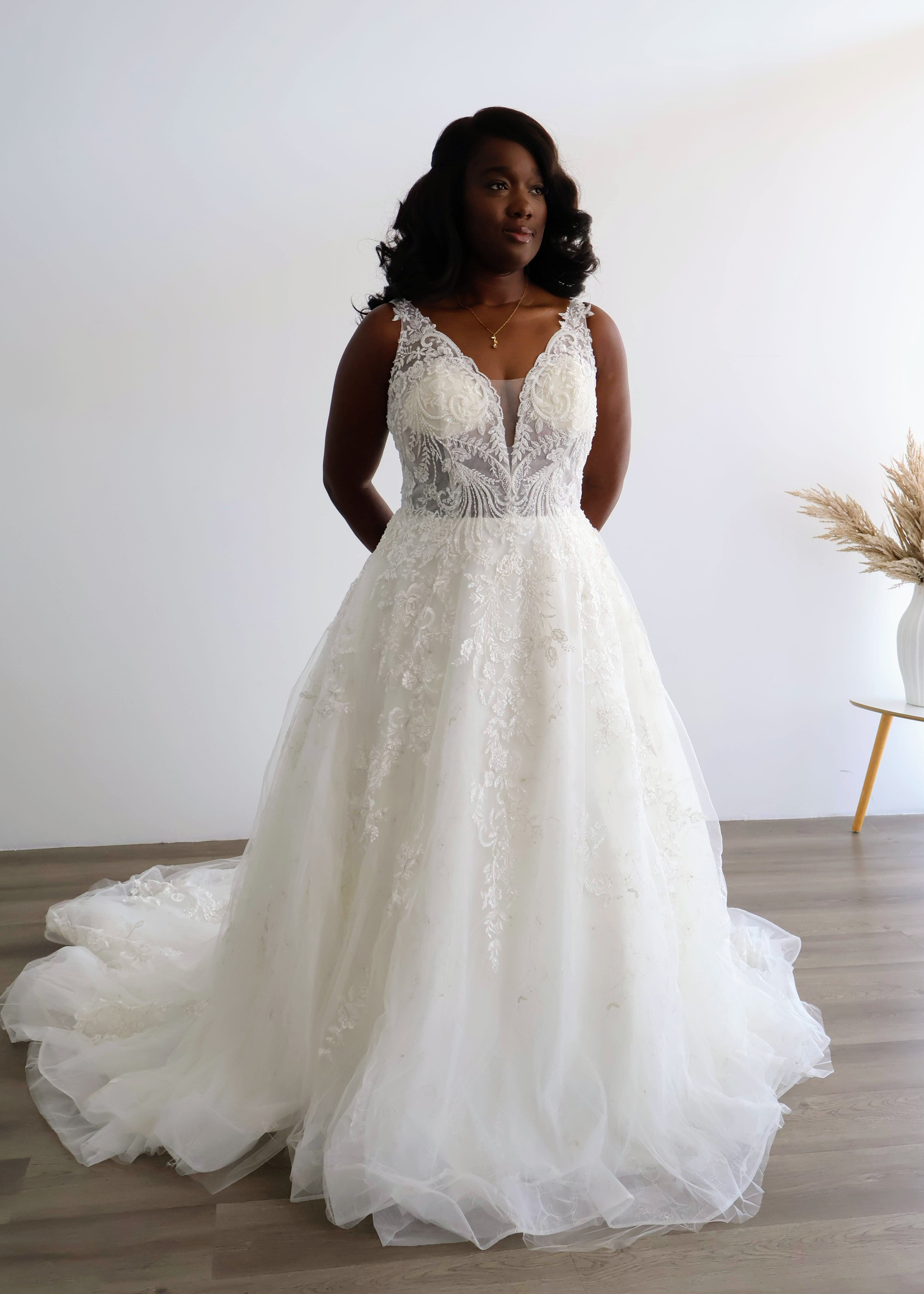 Everly Bridals Style 2101