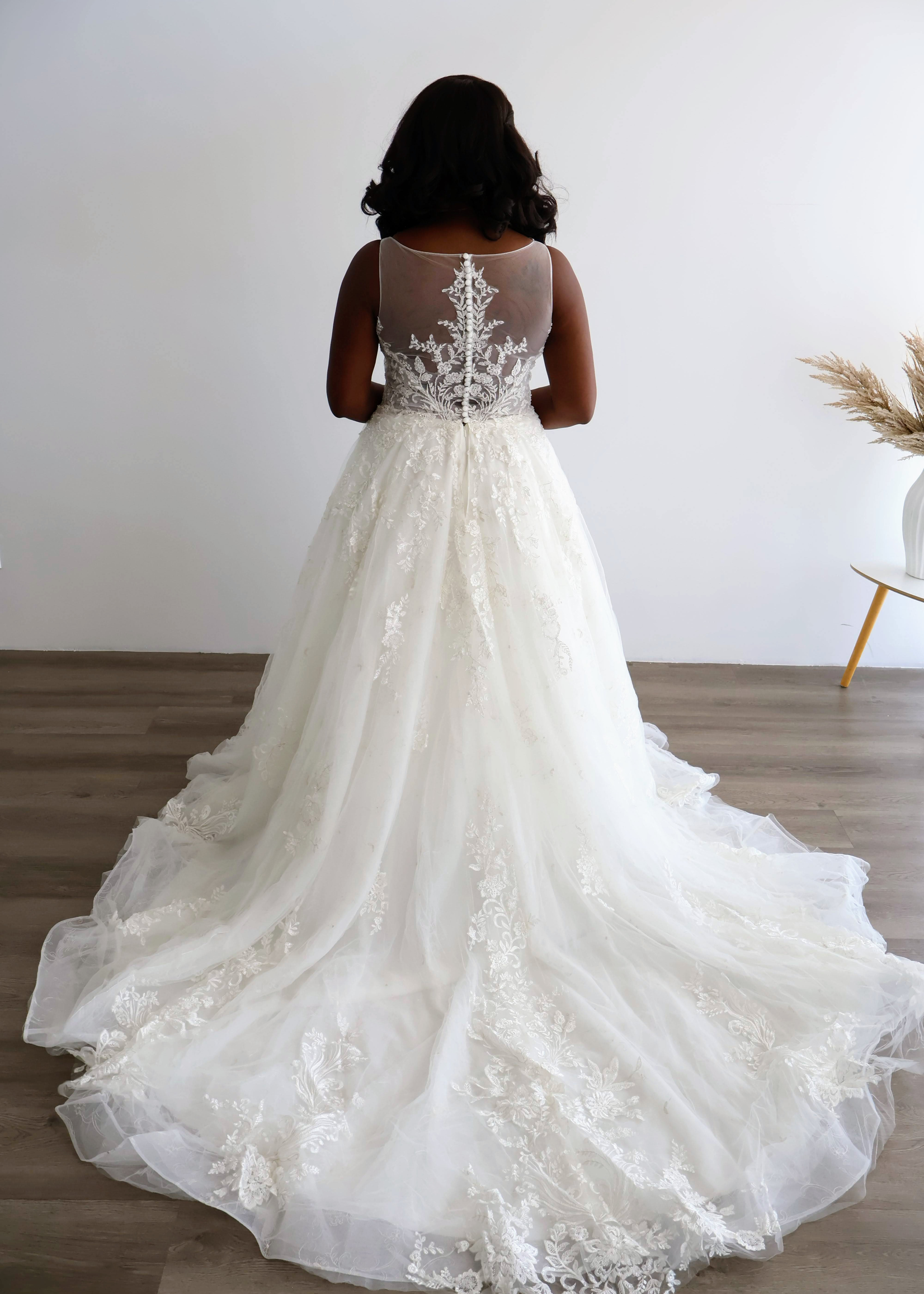 Everly Bridals Style 2101