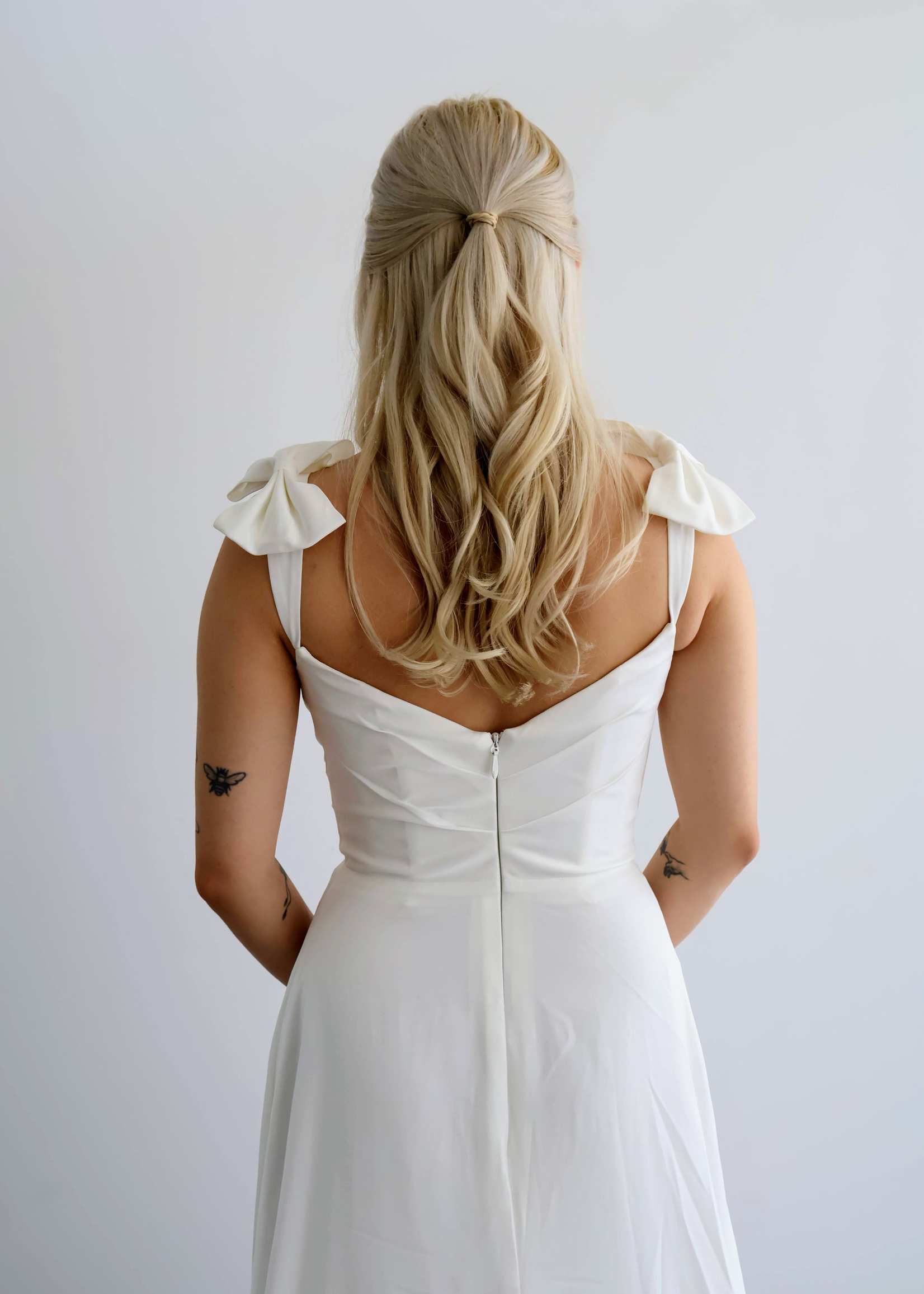 Everly Bridals Style 2552