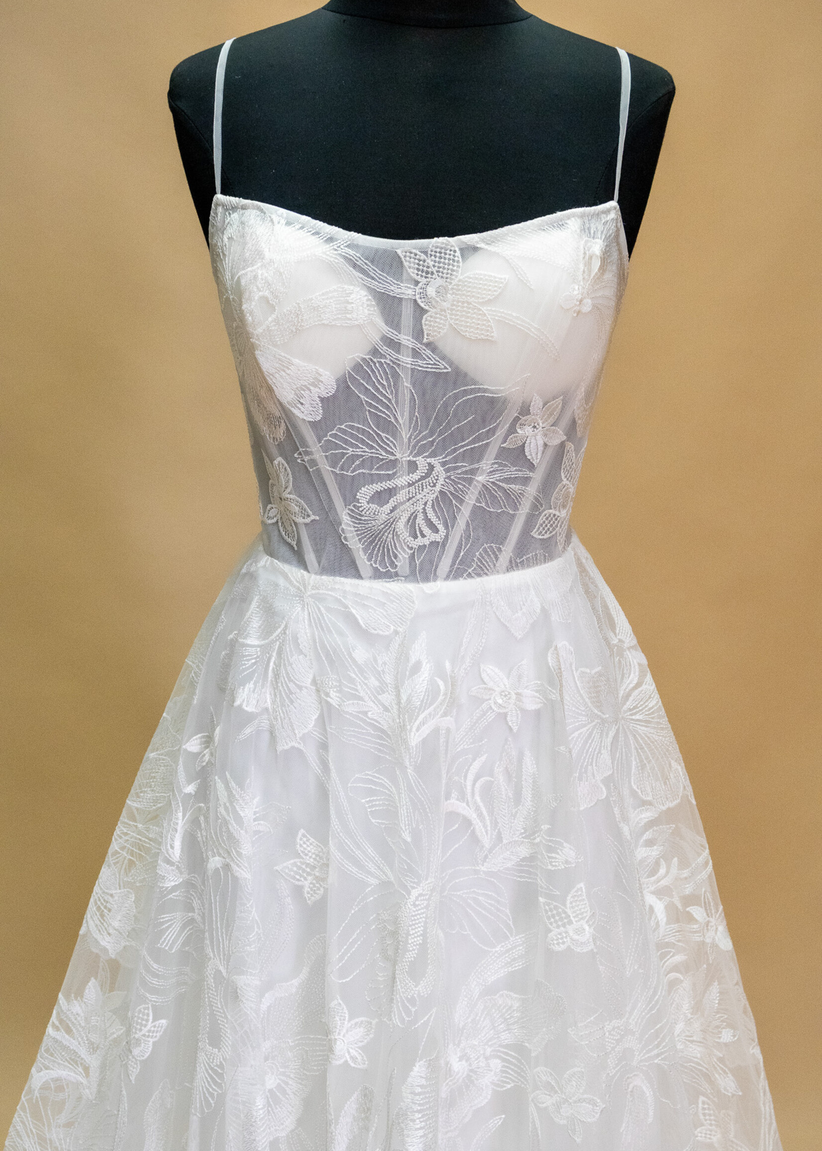 Everly Bridals Style 2554