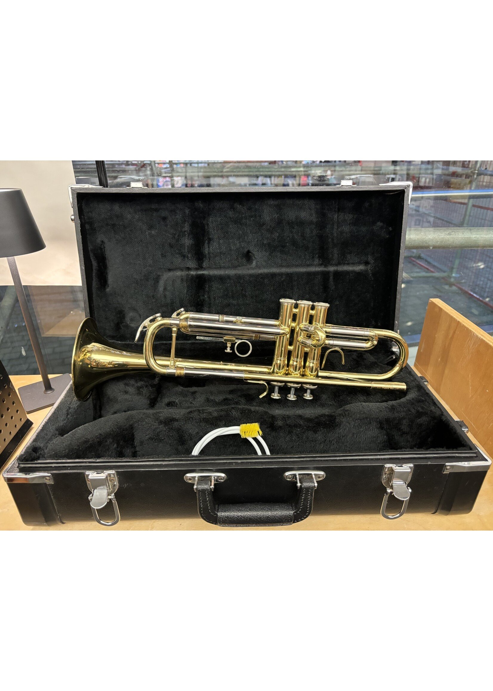 Trumpet JTR 600- Online listing