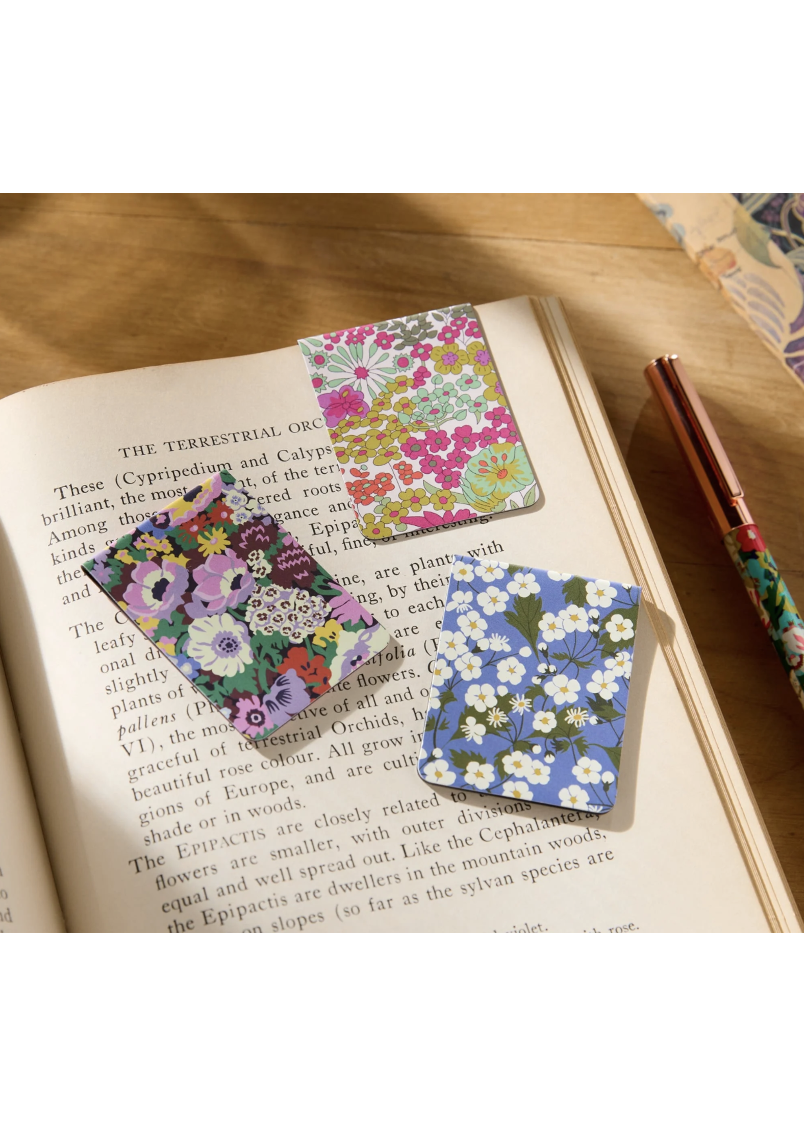 Galison Liberty Floral Magnetic Bookmark - 6 Magnets