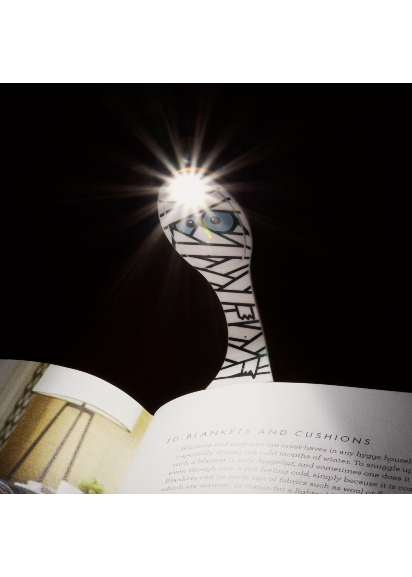 Thinking Gifts Book Light Flexi Light Mummy