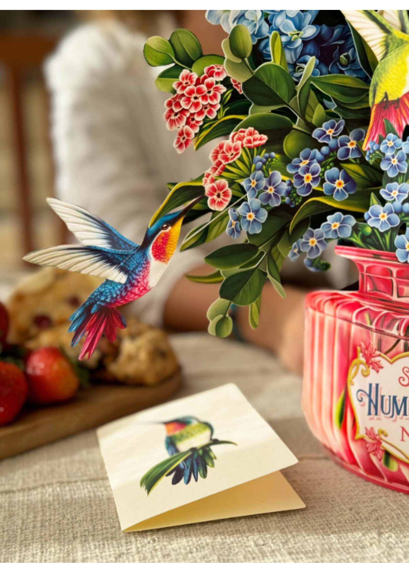 Fresh Cut Paper Hummingbird Oasis Pop Up Flower Bouquet