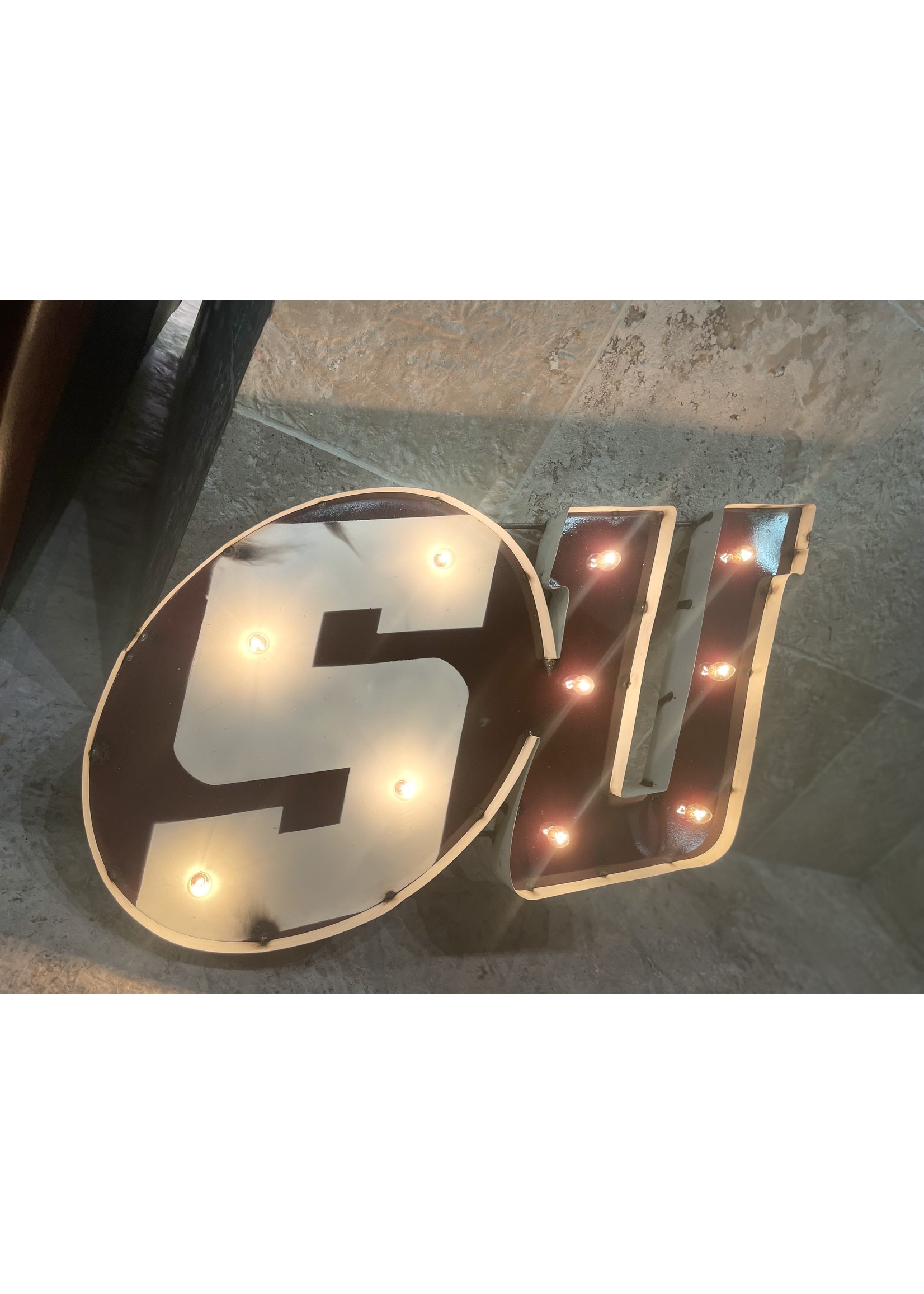 SU Metal Light Sign