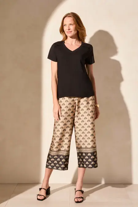 Tribal Mixed Media S/S V- Neck Top    5526O -ss25-