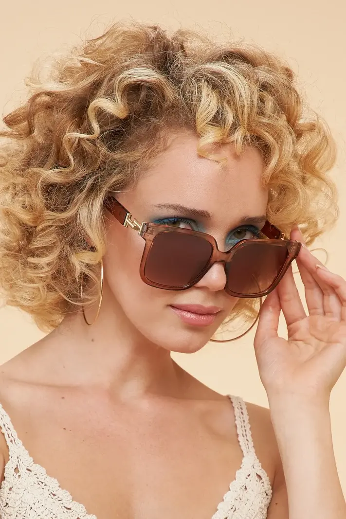 Powder Luxe Sunglasses Lainey in Rose
