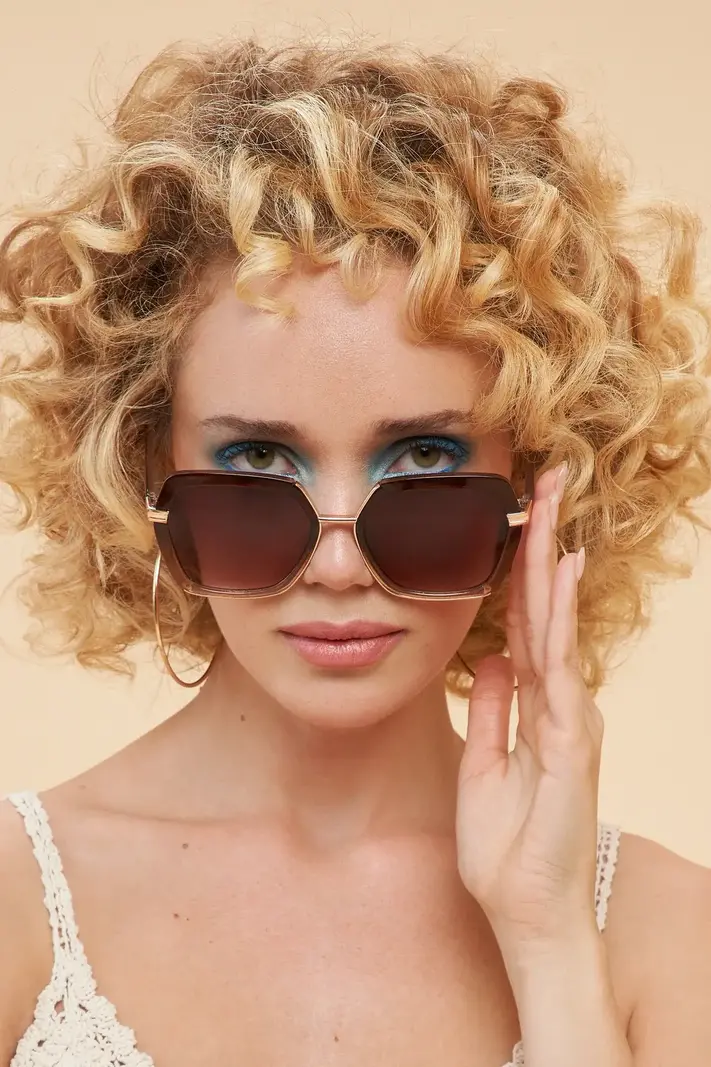 Powder Luxe Sunglasses Angelina in Mahogany