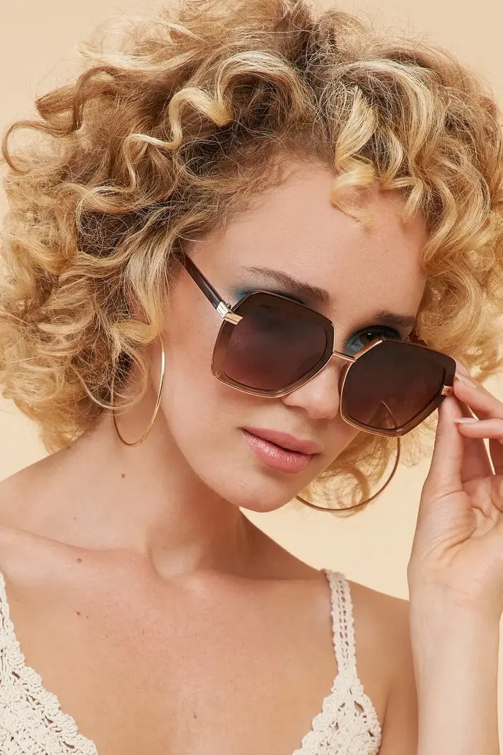 Powder Luxe Sunglasses Angelina in Mahogany